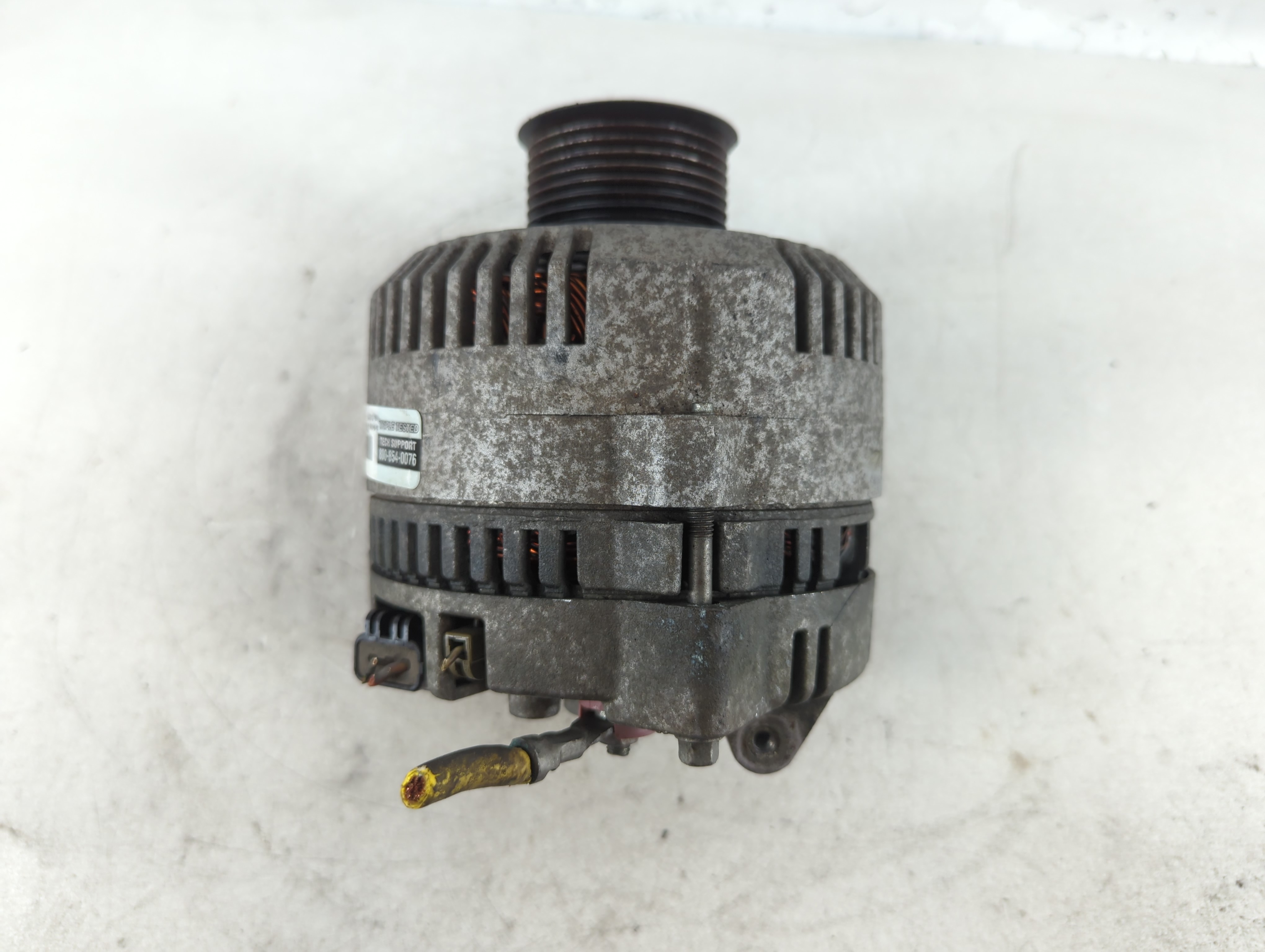 2004 Ford F-450 Super Duty Alternator Generator Charging Assembly Engine Oem 819221 - Oemusedautoparts1.com