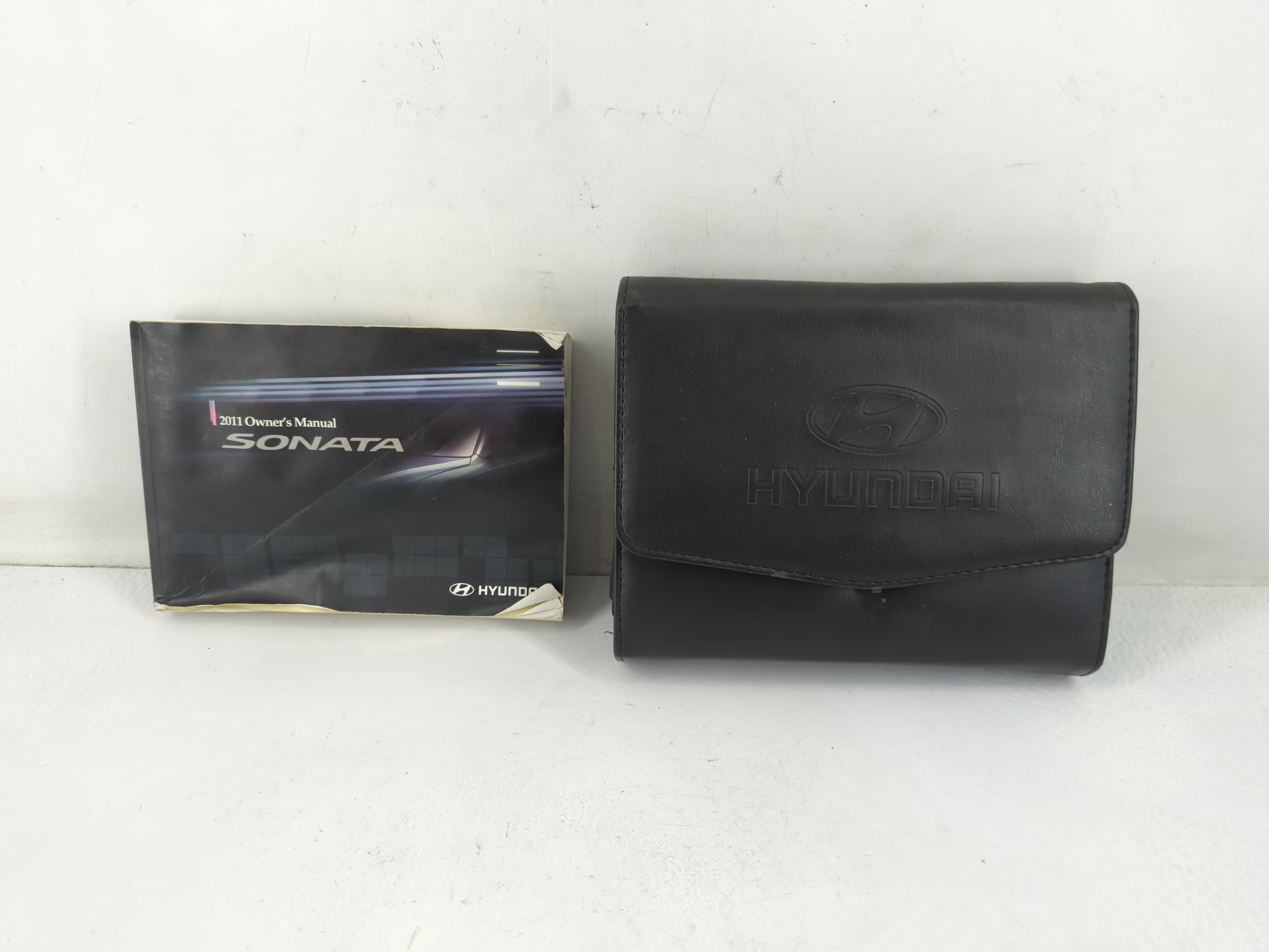 2011 Hyundai Sonata Owners Manual Book Guide 819235 - Oemusedautoparts1.com