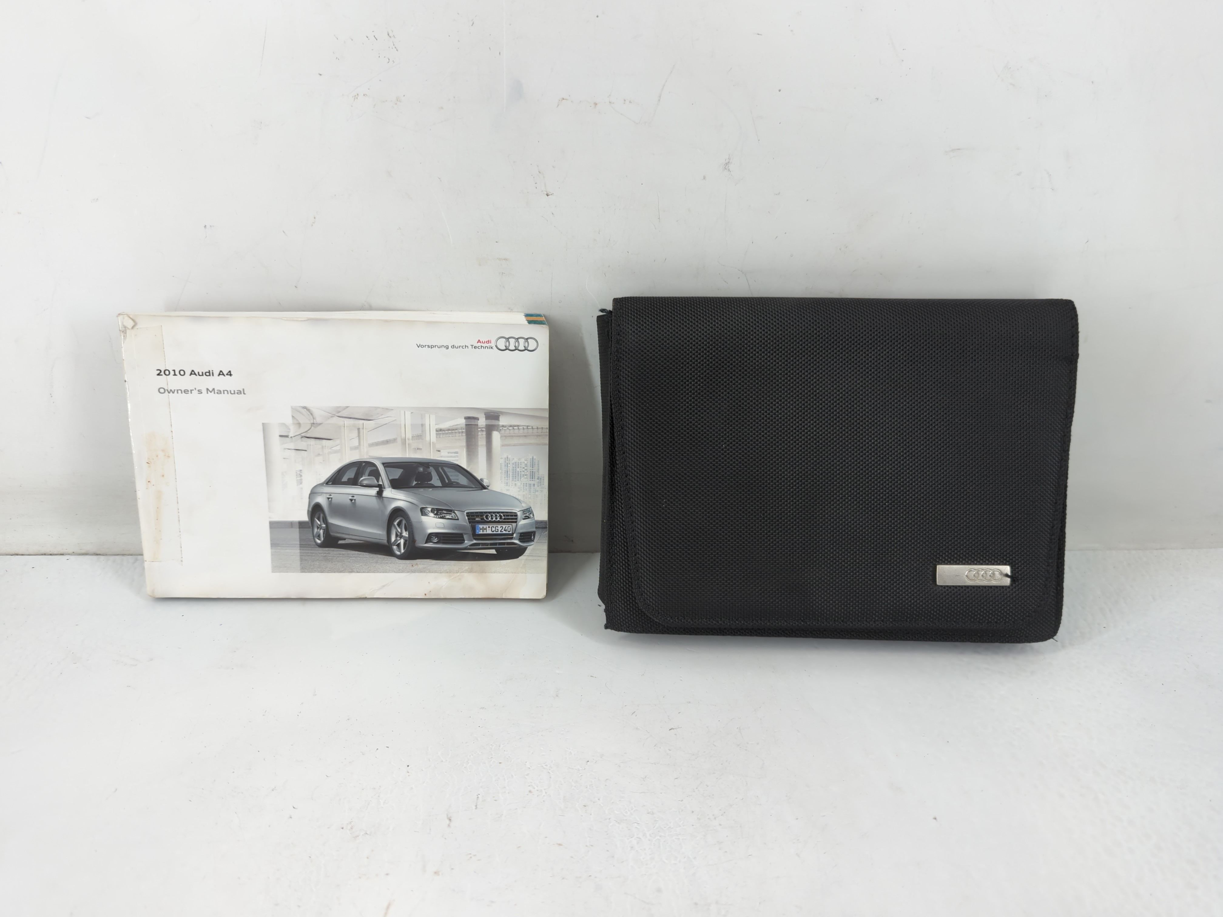 Picture of 2010 Audi A4 Owners Manual Book Guide 819256