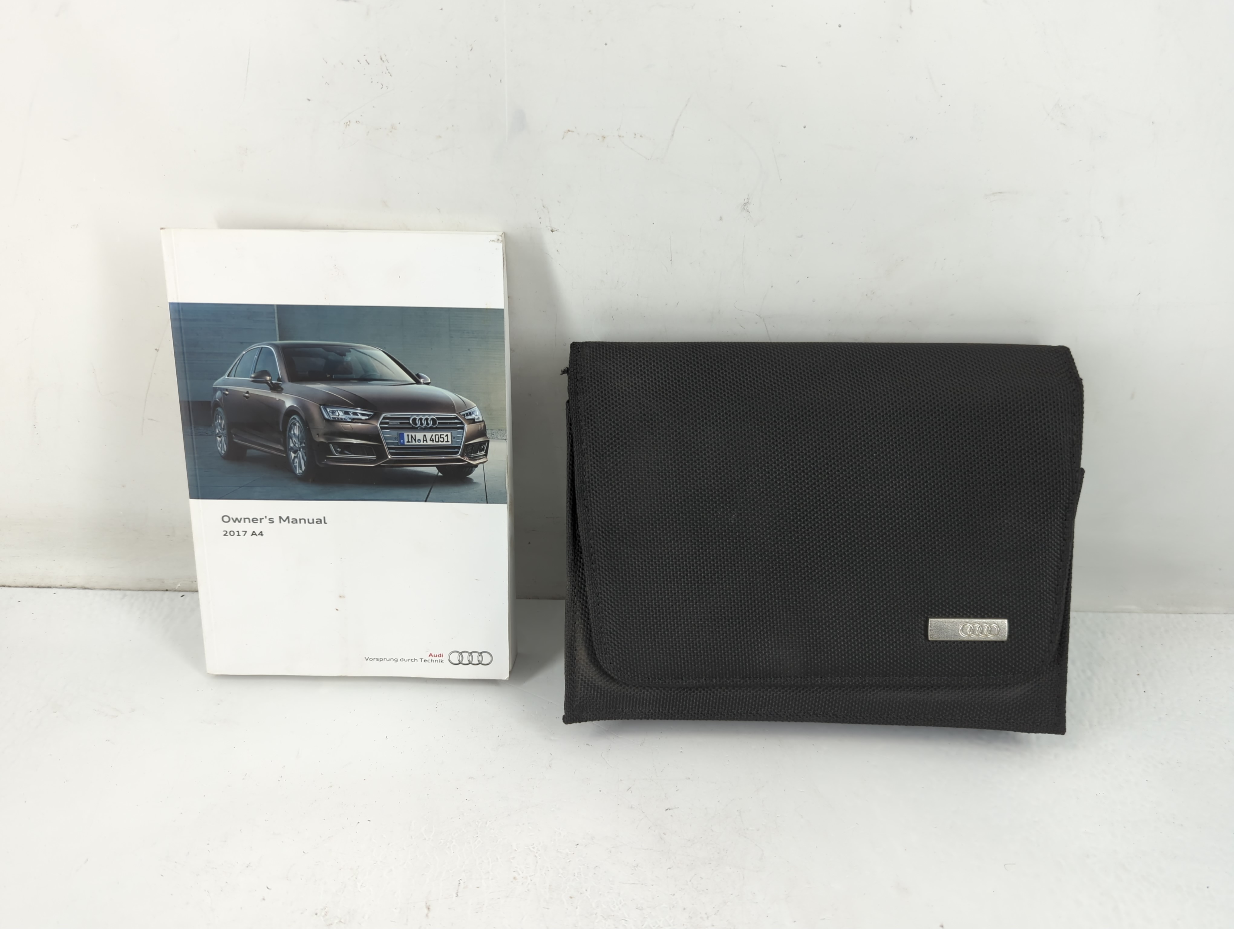 Picture of 2017 Audi A4 Owners Manual Book Guide 819262