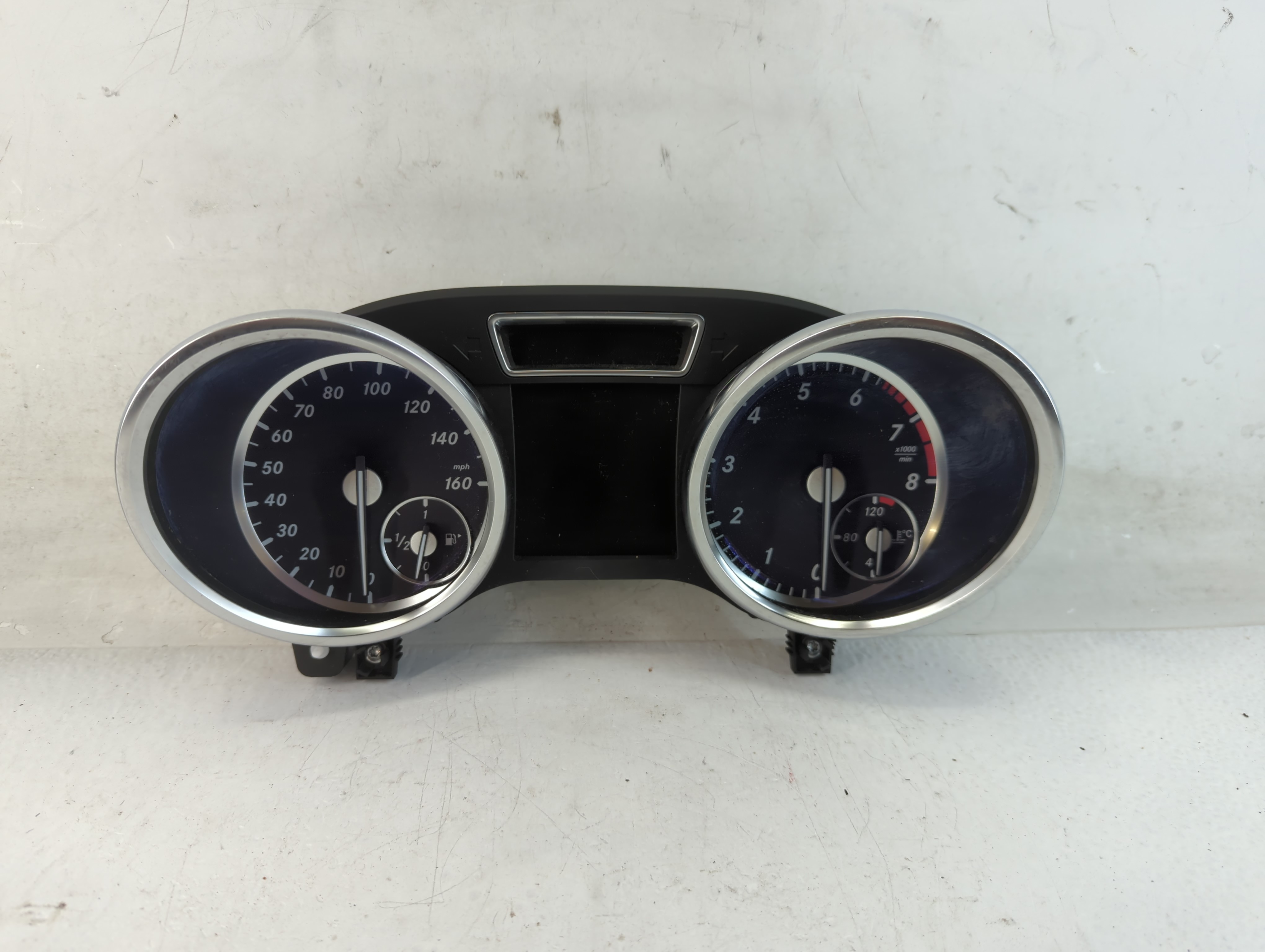 2013-2013 Mercedes-benz Gl450 Speedometer Instrument Cluster Gauges 819377 - Oemusedautoparts1.com