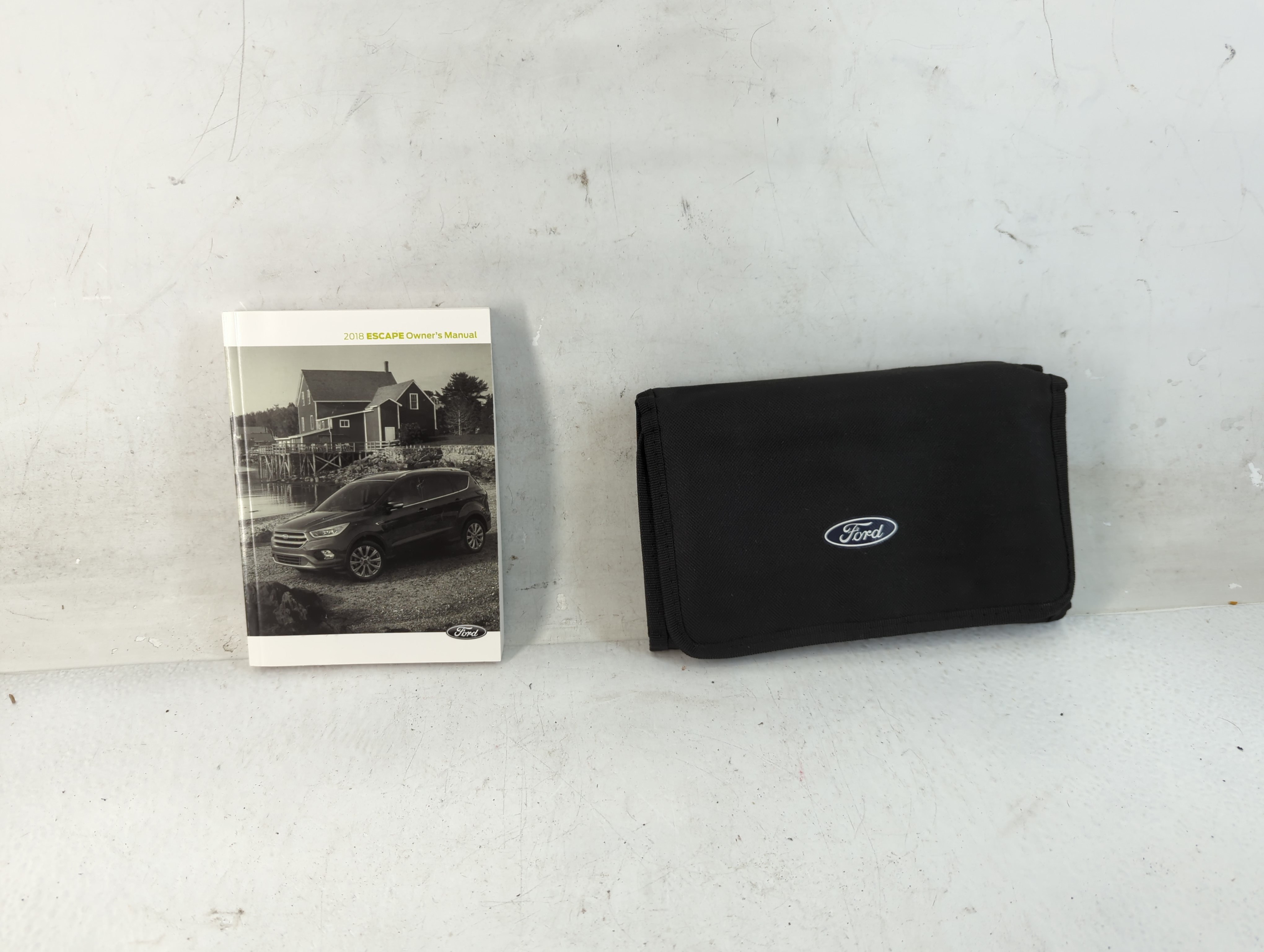 Picture of 2018 Ford Escape Owners Manual Book Guide 819396