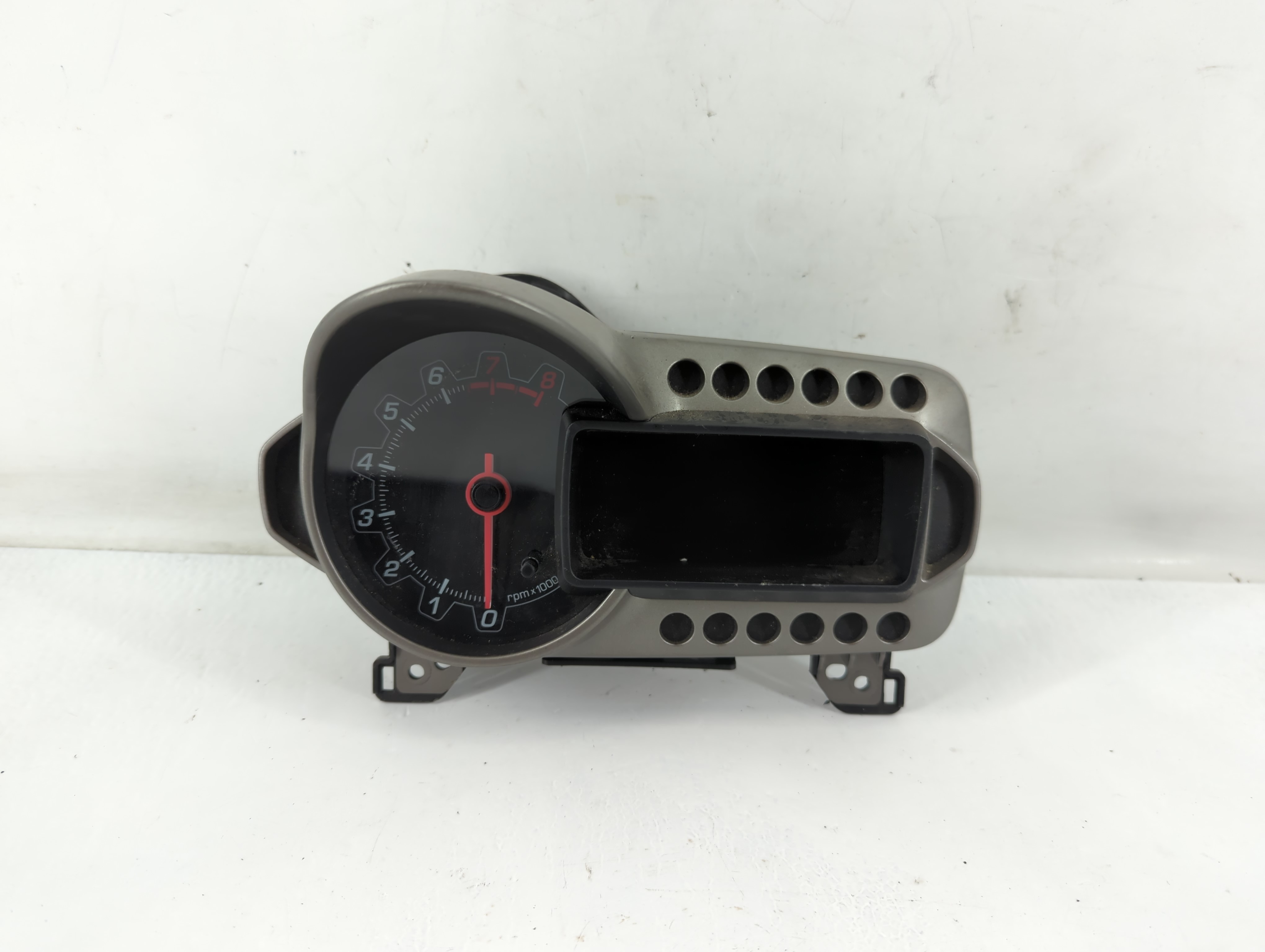 2015-2015 Chevrolet Sonic Speedometer Instrument Cluster Gauges 9527 1786 819400 - Oemusedautoparts1.com