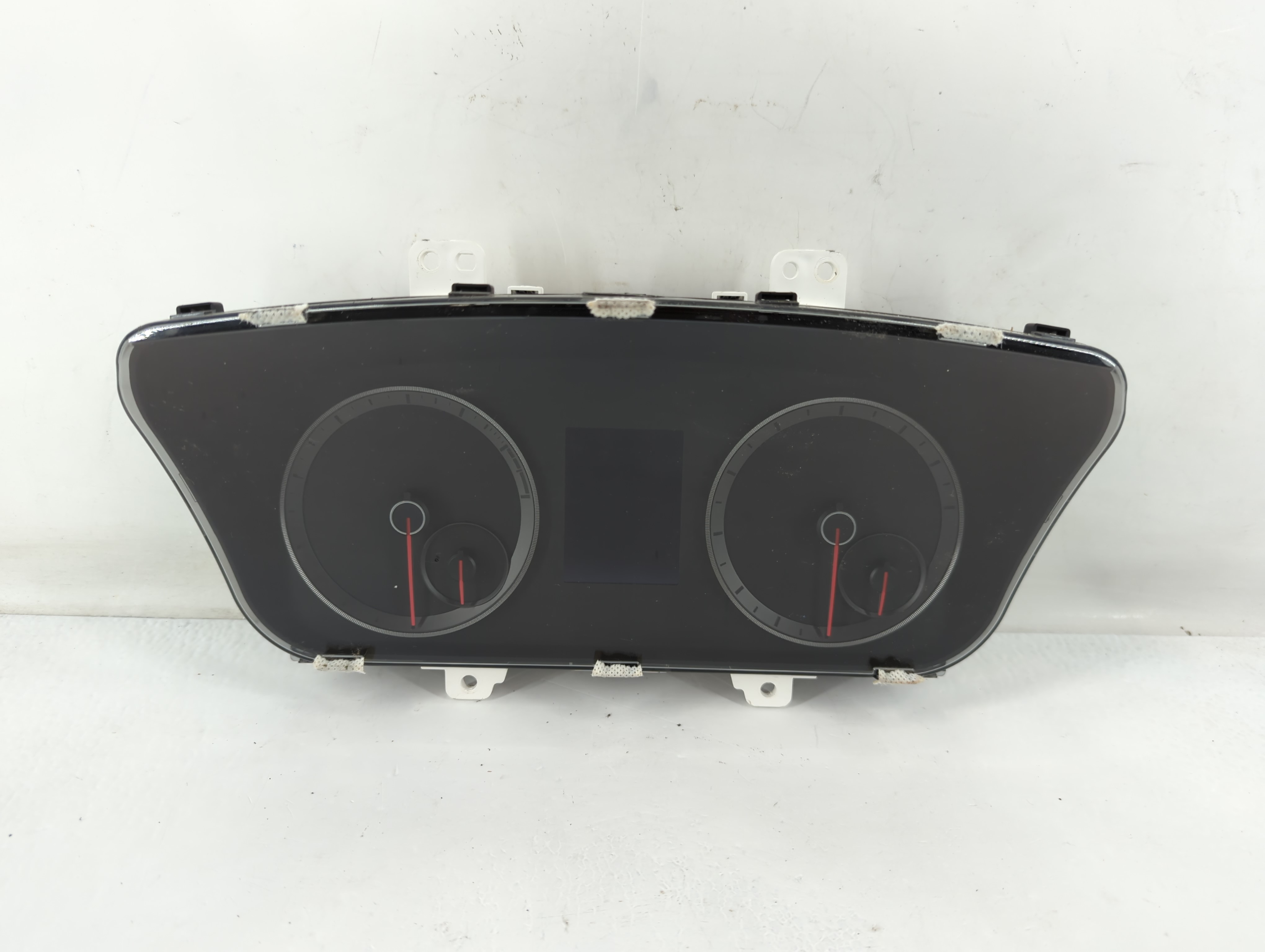 2015-2015 Hyundai Sonata Speedometer Instrument Cluster Gauges 819469 - Oemusedautoparts1.com