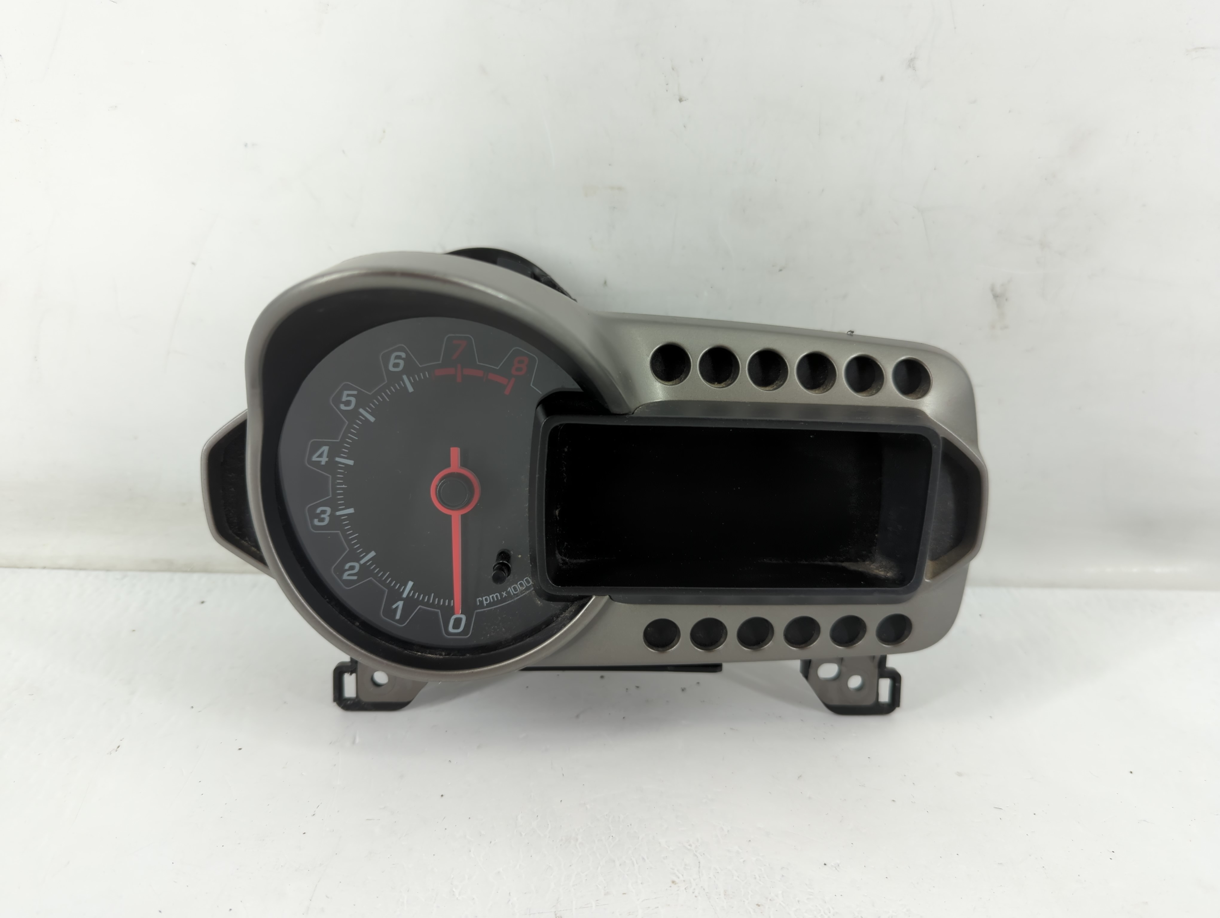 2013-2014 Chevrolet Sonic Speedometer Instrument Cluster Gauges 819478 - Oemusedautoparts1.com