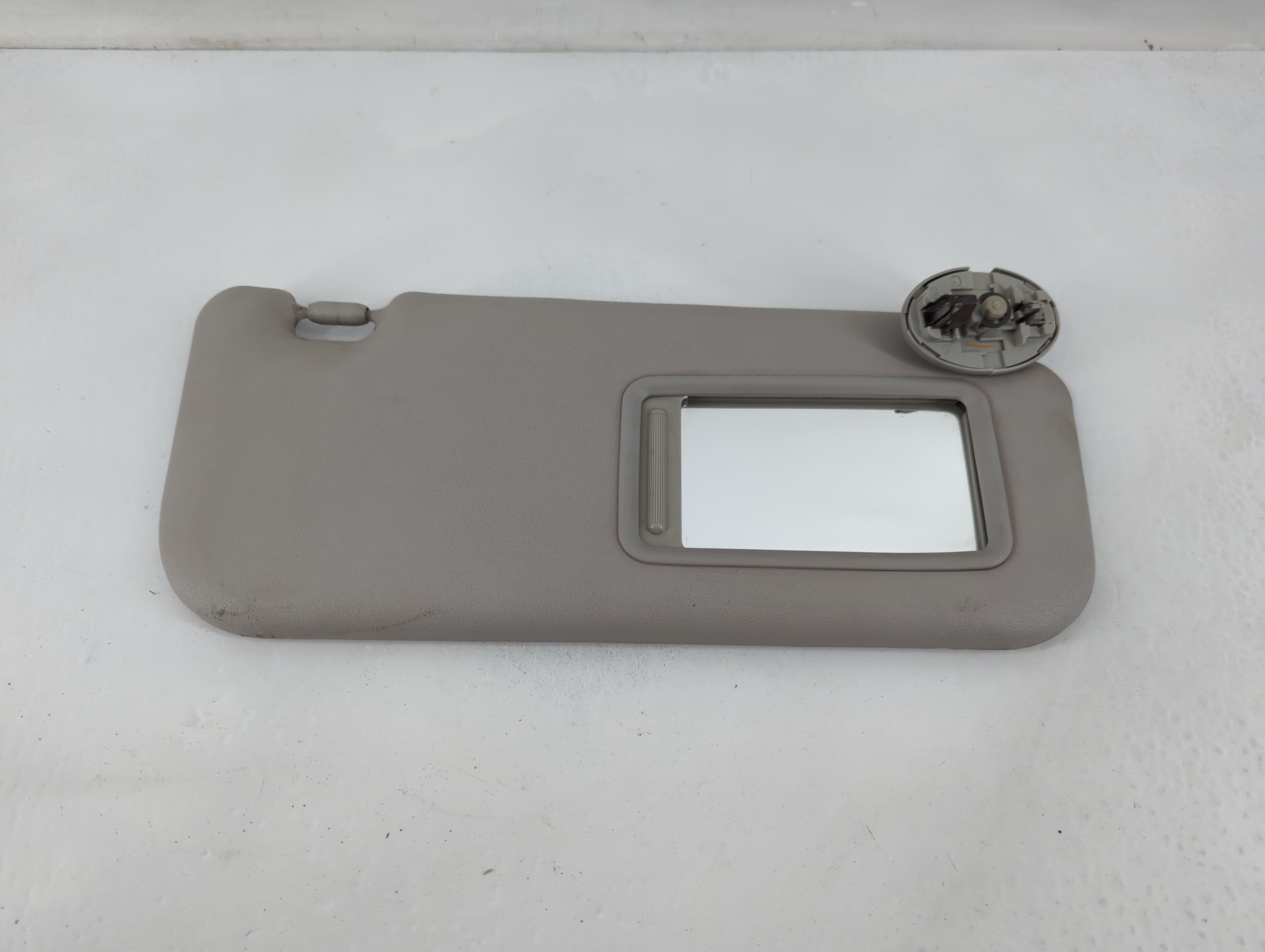 2009-2013 Toyota Corolla Passenger Sun Visor Mirror Right Sunvisor Grey 819582 - Oemusedautoparts1.com