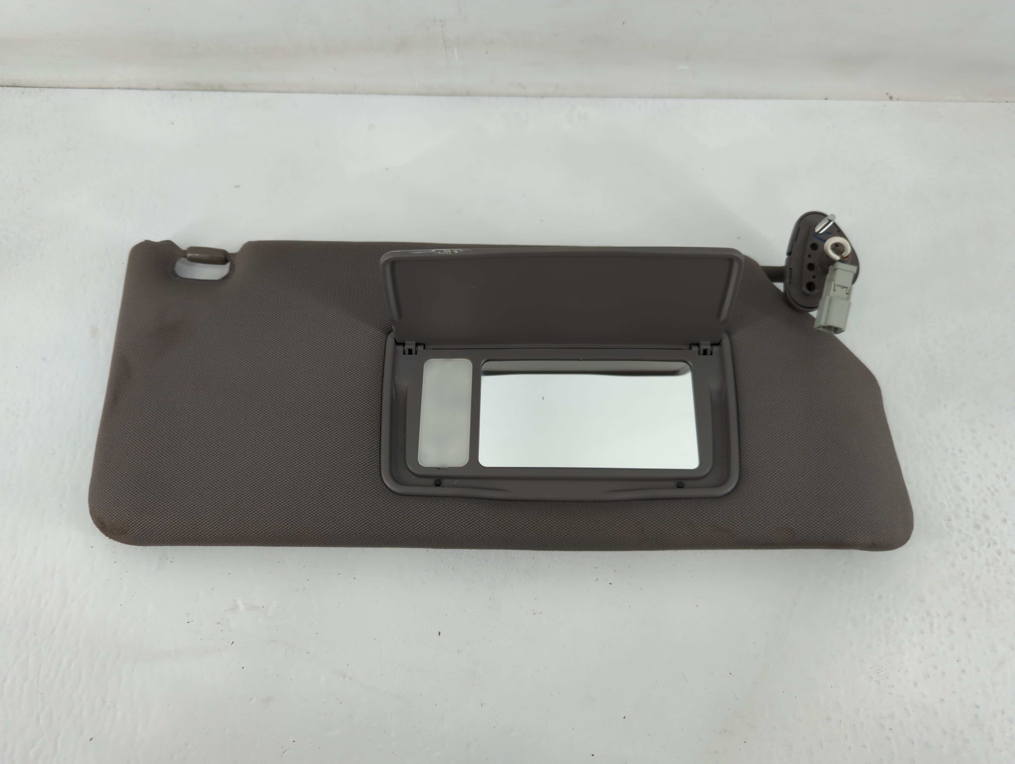 2006-2010 Honda Odyssey Passenger Sun Visor Mirror Right Sunvisor Black 819658 - Oemusedautoparts1.com