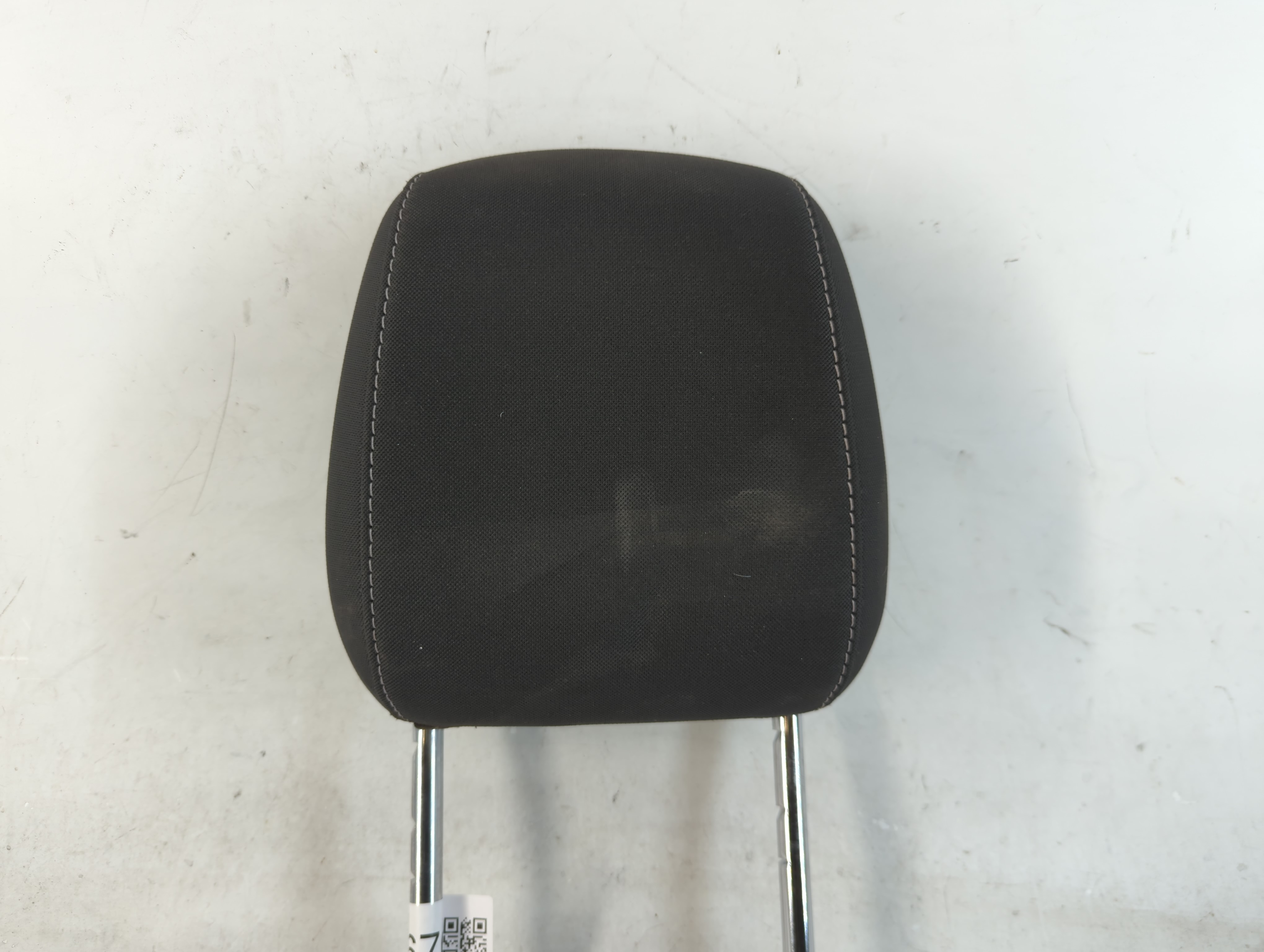 2019 Ford Escape Headrest Head Rest Front Driver Passenger Seat Black 819670 - Oemusedautoparts1.com