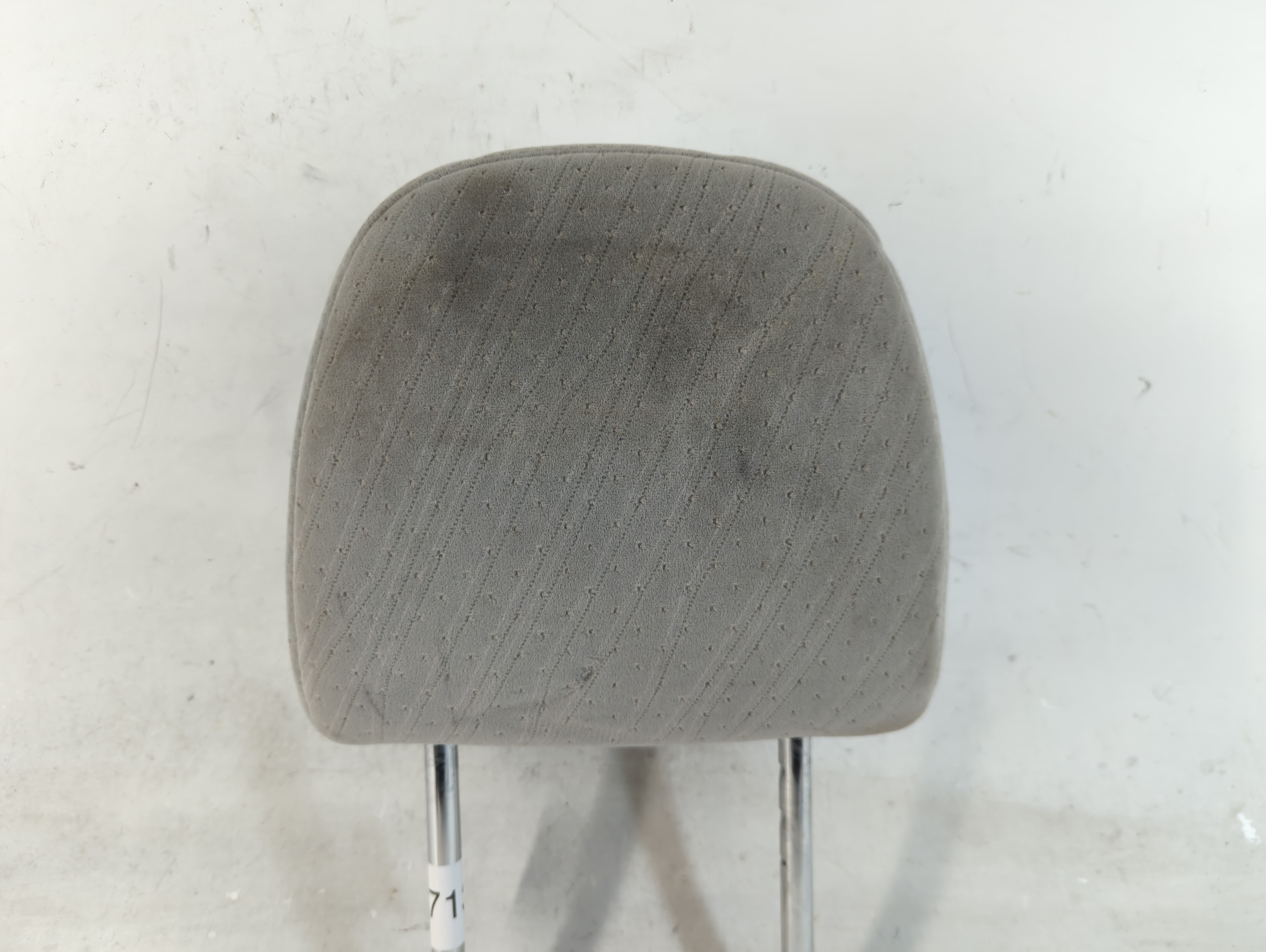 2016 Toyota Sienna Headrest Head Rest Front Driver Passenger Seat Grey 819713 - Oemusedautoparts1.com