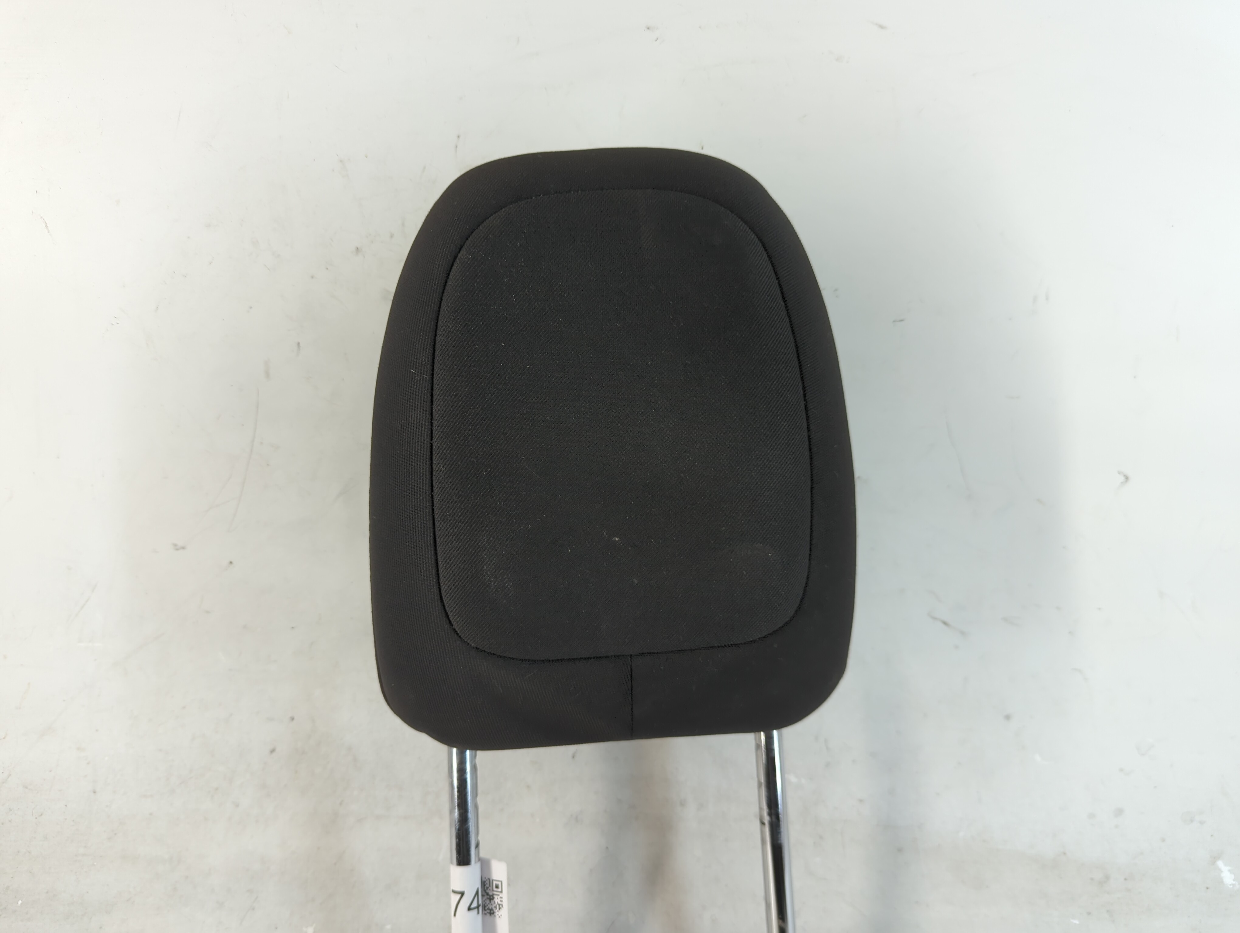 Jeep Cherokee Headrest Head Rest Front Driver Passenger Seat Black 819749 - Oemusedautoparts1.com