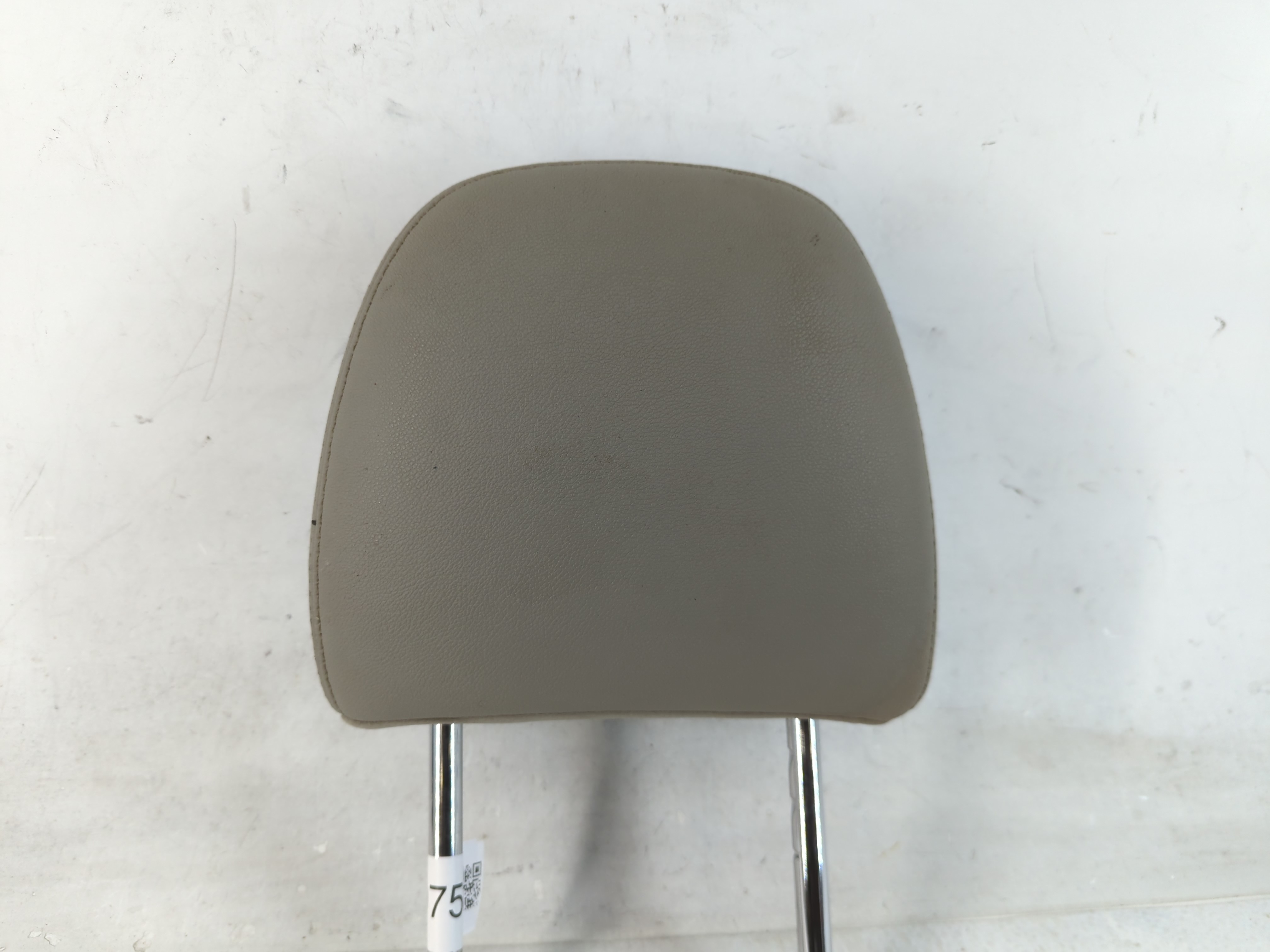 2016 Toyota Sienna Headrest Head Rest Front Driver Passenger Seat Grey 819758 - Oemusedautoparts1.com