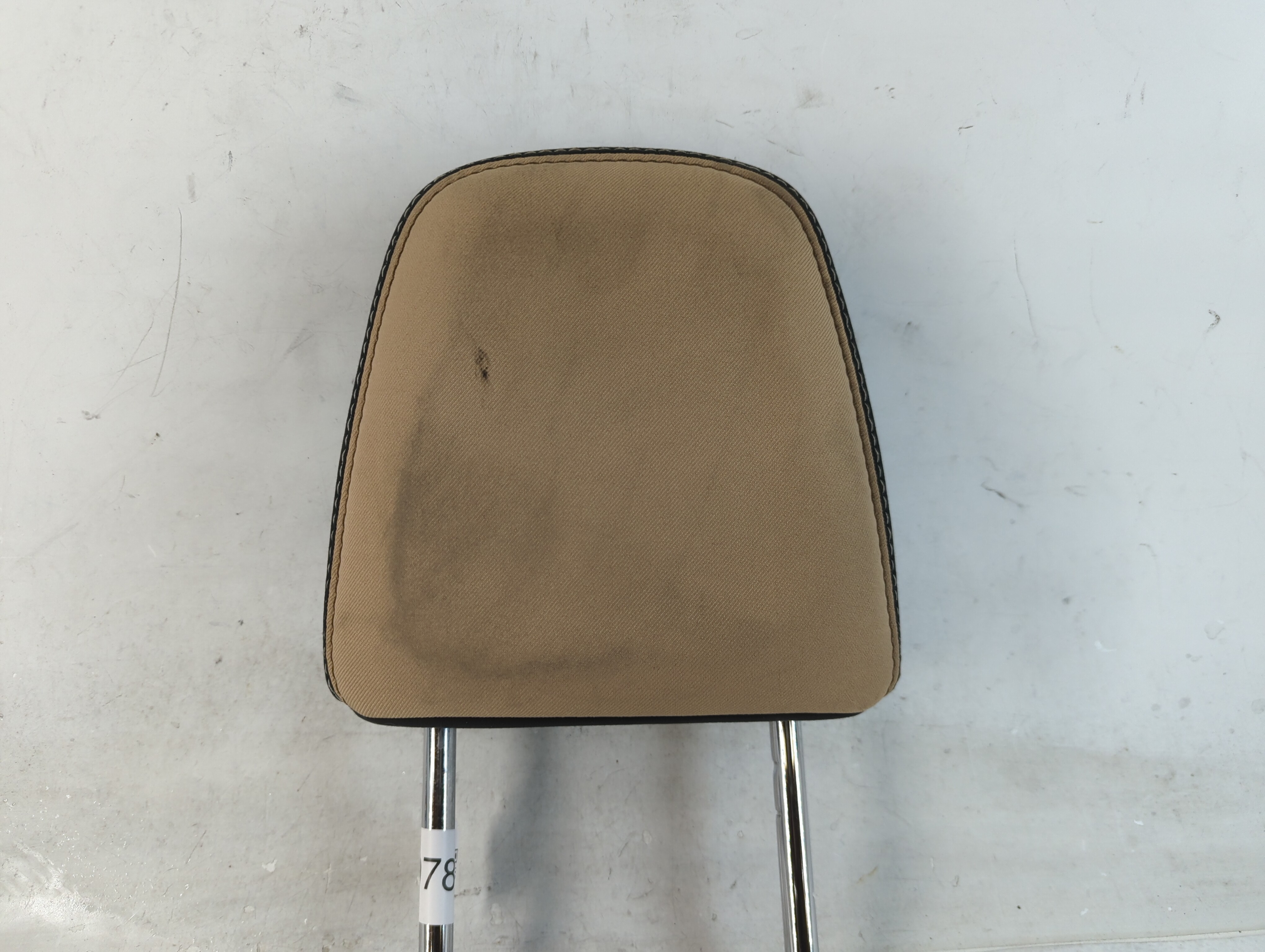 2018 Toyota Rav4 Headrest Head Rest Front Driver Passenger Seat 819787 - Oemusedautoparts1.com