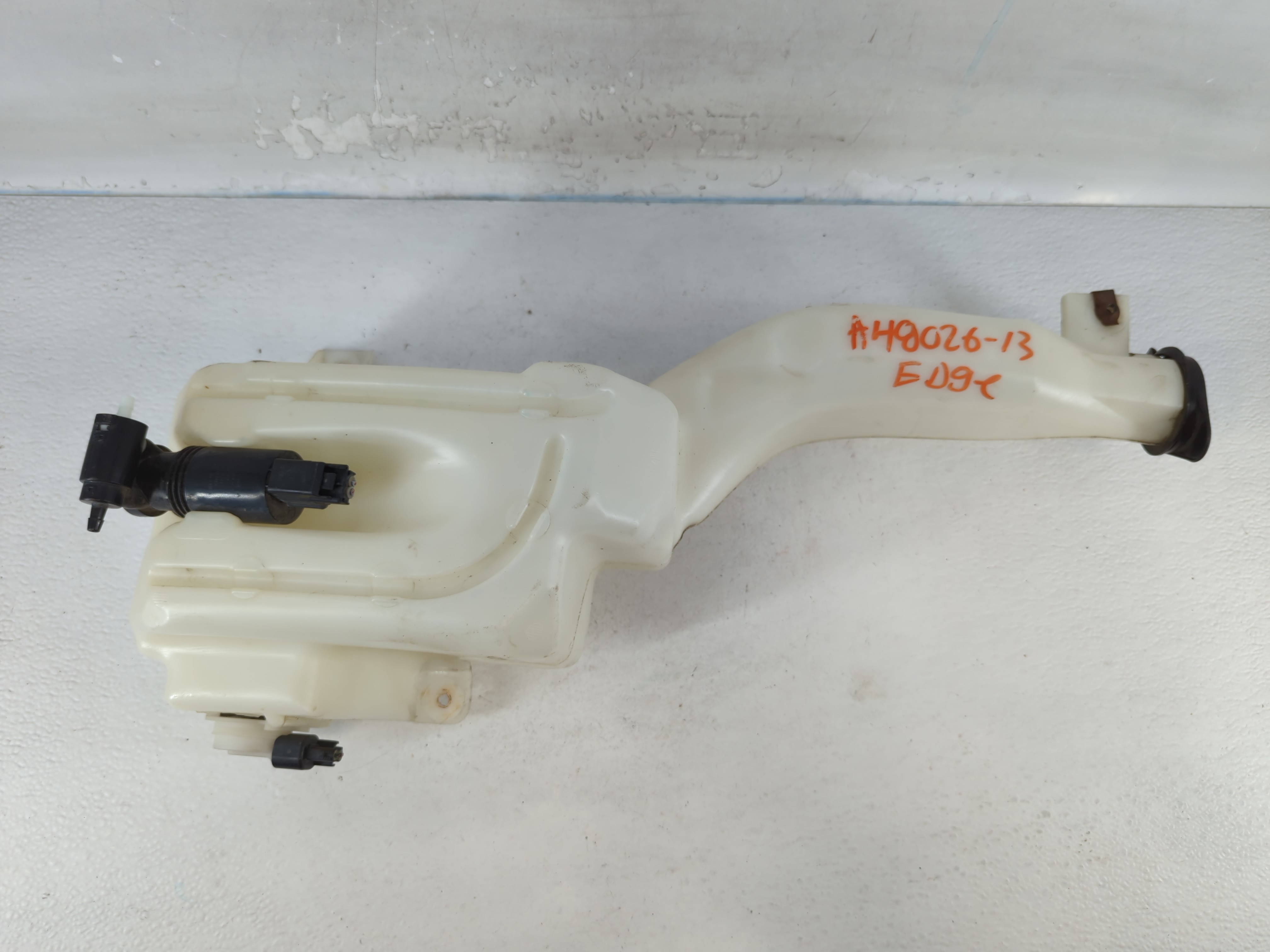 2007-2014 Ford Edge Windshield Washer Fluid Reservoir Bottle Oem 819909 - Oemusedautoparts1.com