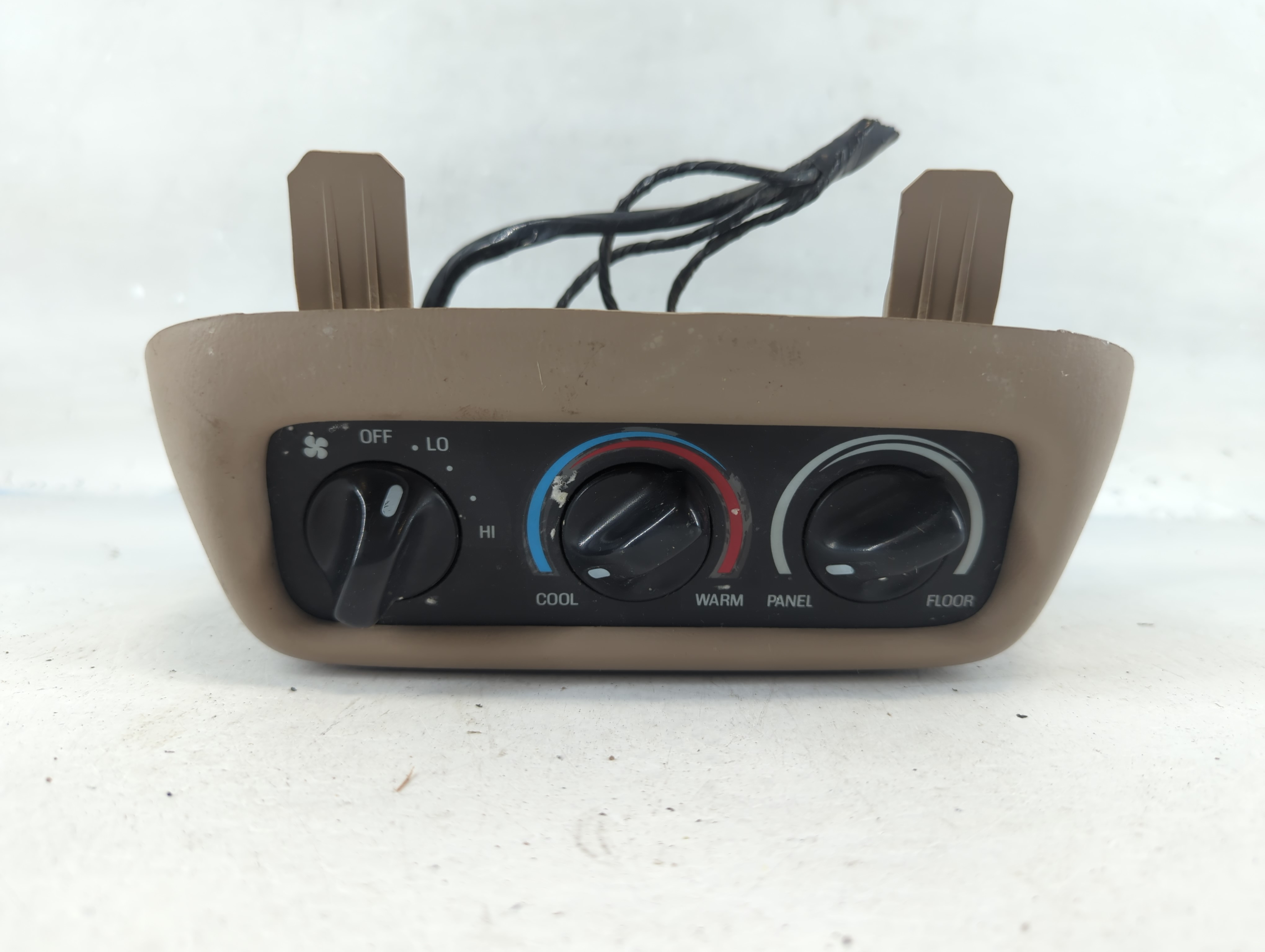 2005 Ford Excursion Overhead Climate Control Console 820000 - Oemusedautoparts1.com