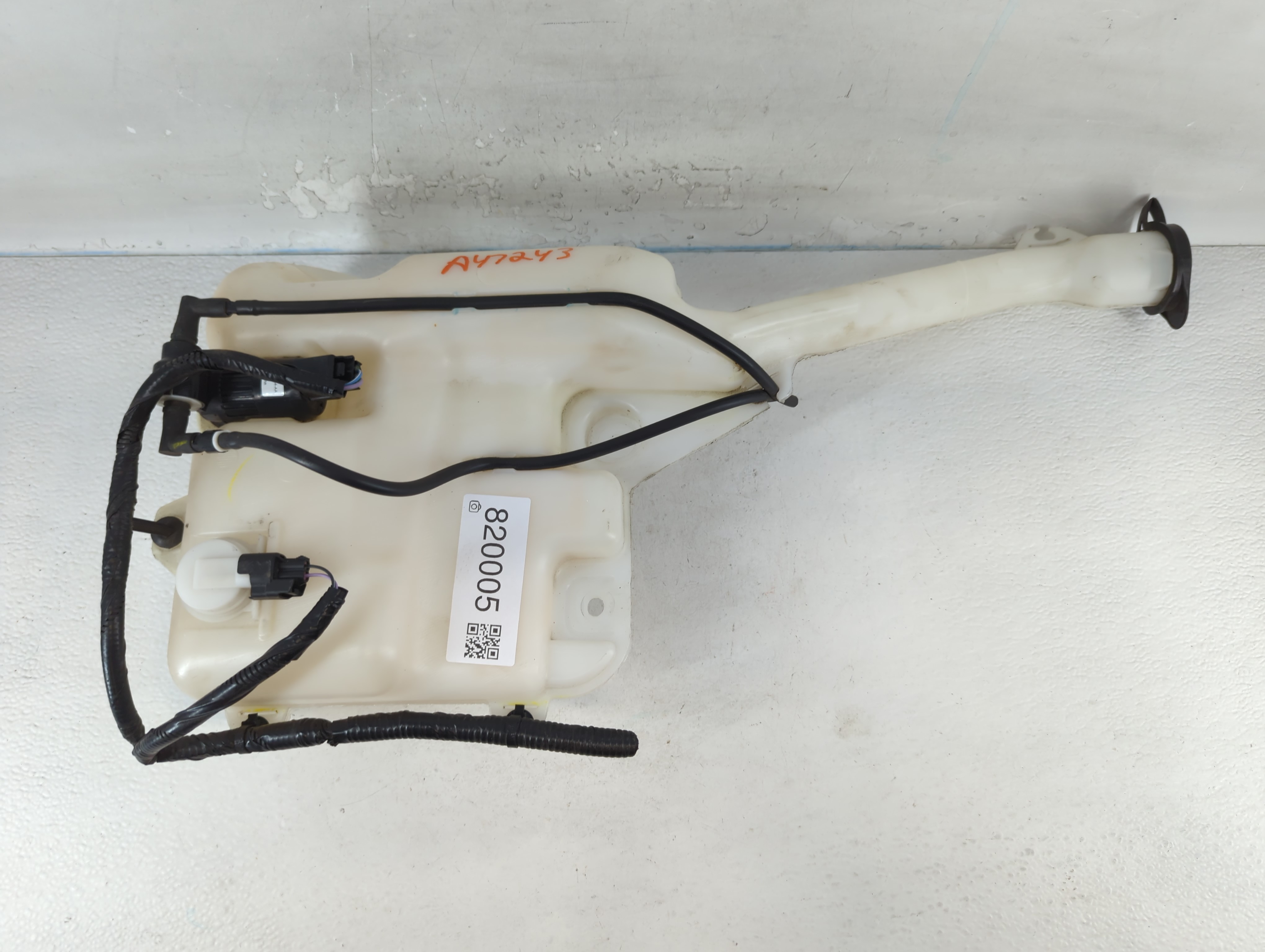2016-2019 Ford Explorer Windshield Washer Fluid Reservoir Bottle Oem 820005 - Oemusedautoparts1.com