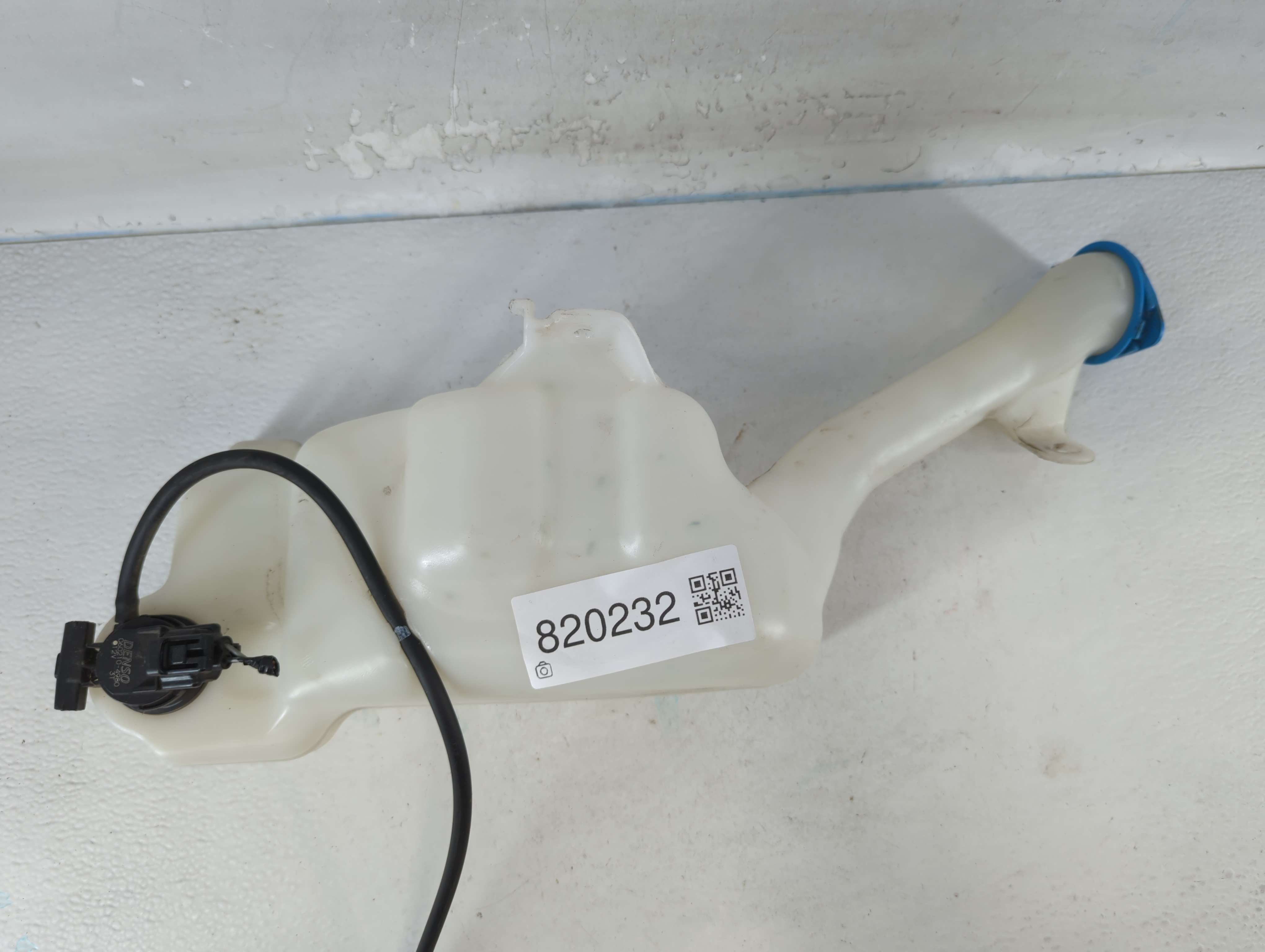 2013-2017 Honda Accord Windshield Washer Fluid Reservoir Bottle Oem 820232 - Oemusedautoparts1.com