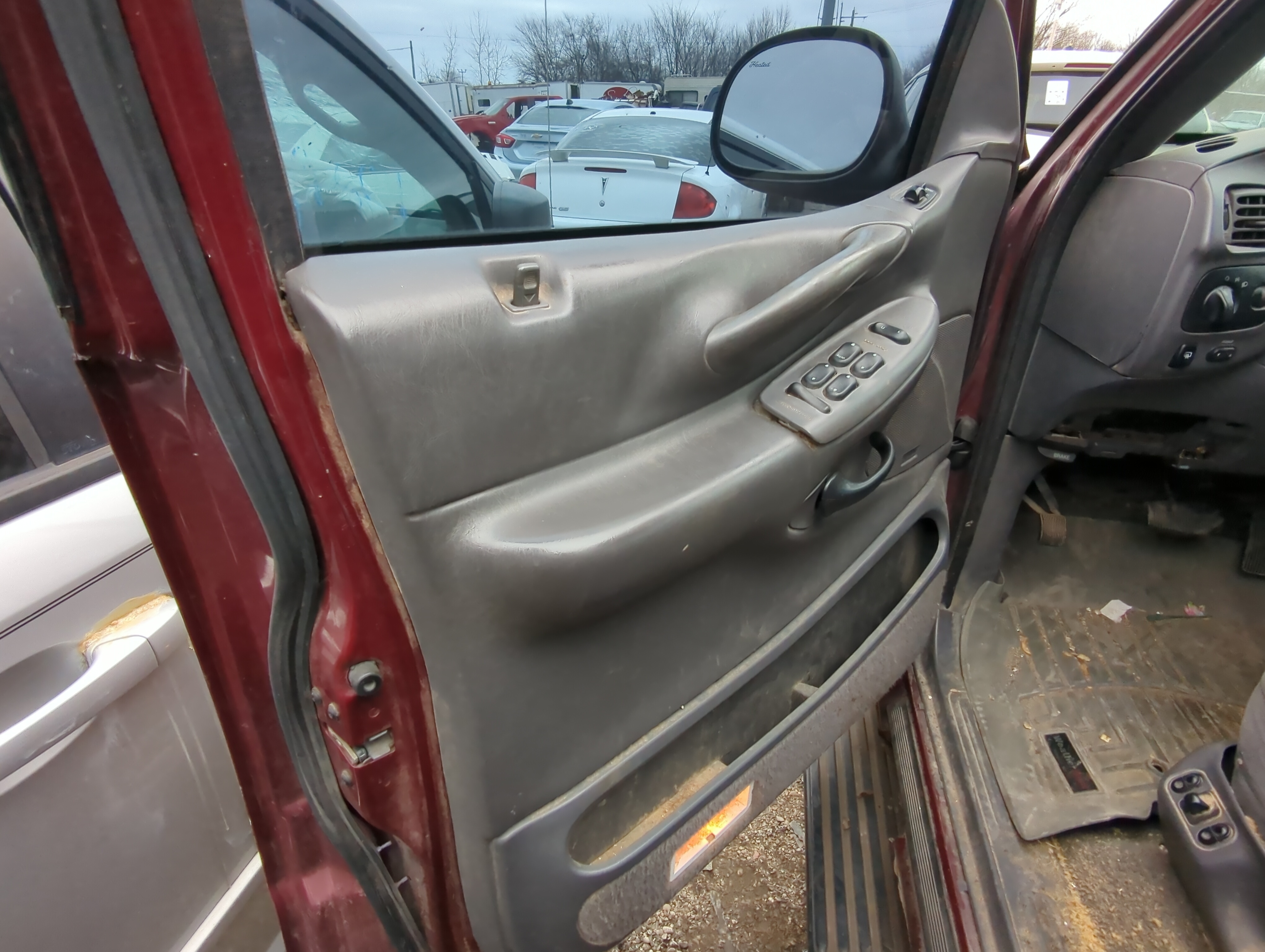 Picture of 2001 Ford Expedition Front Left Driver Interior Door Panel Trim 820362