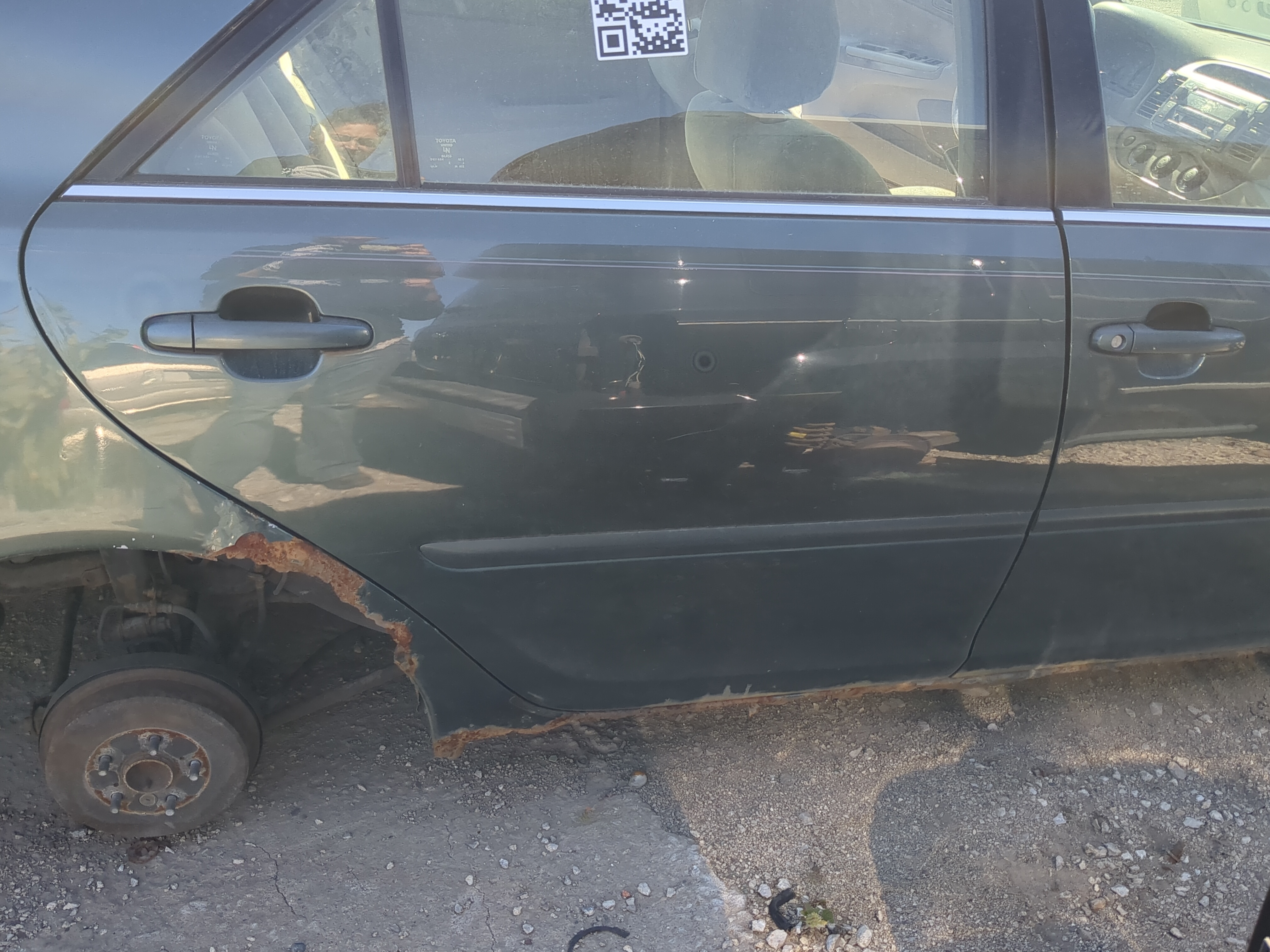 2002-2006 Toyota Camry Passenger Rear Door Oem 820549 - Oemusedautoparts1.com