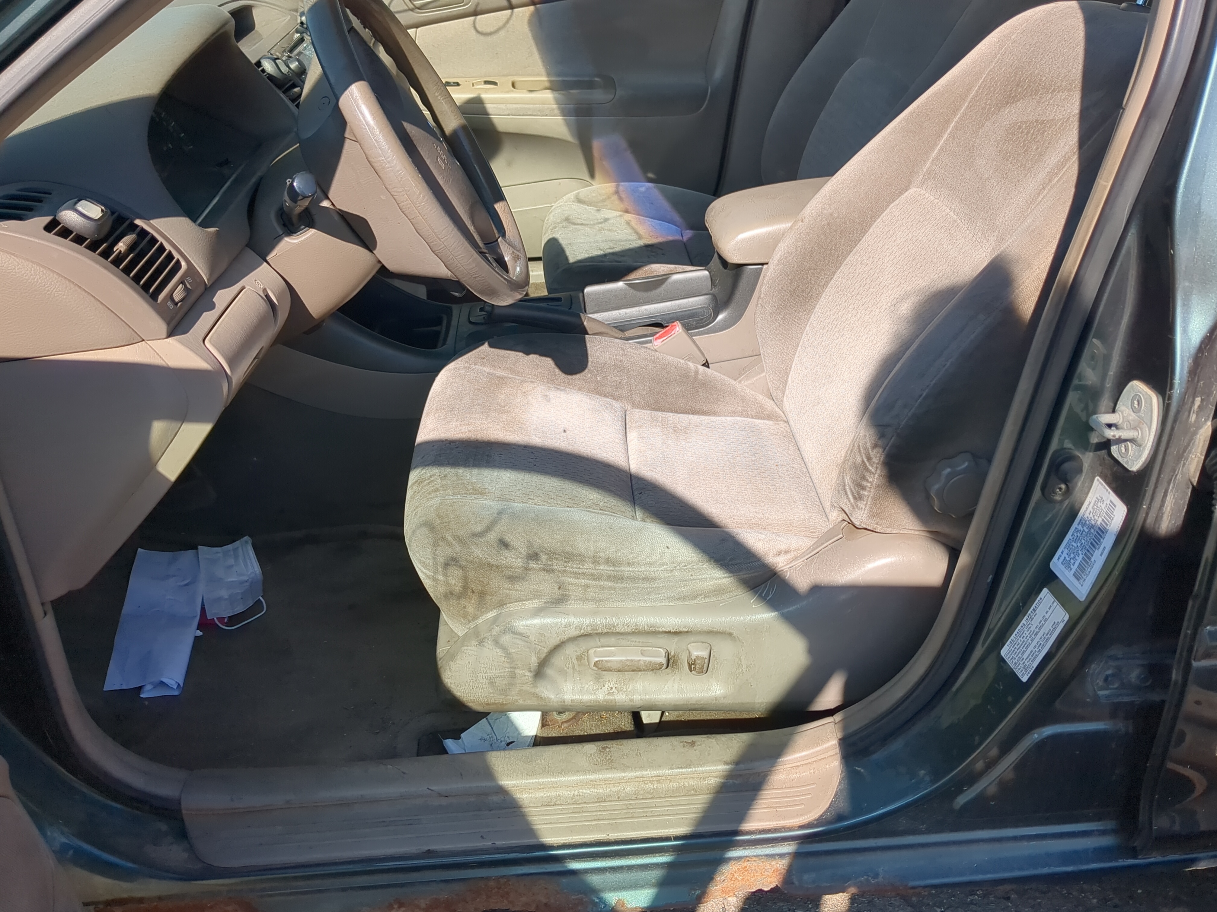 2002-2003 Toyota Camry Driver Front Seat Oem 820566 - Oemusedautoparts1.com