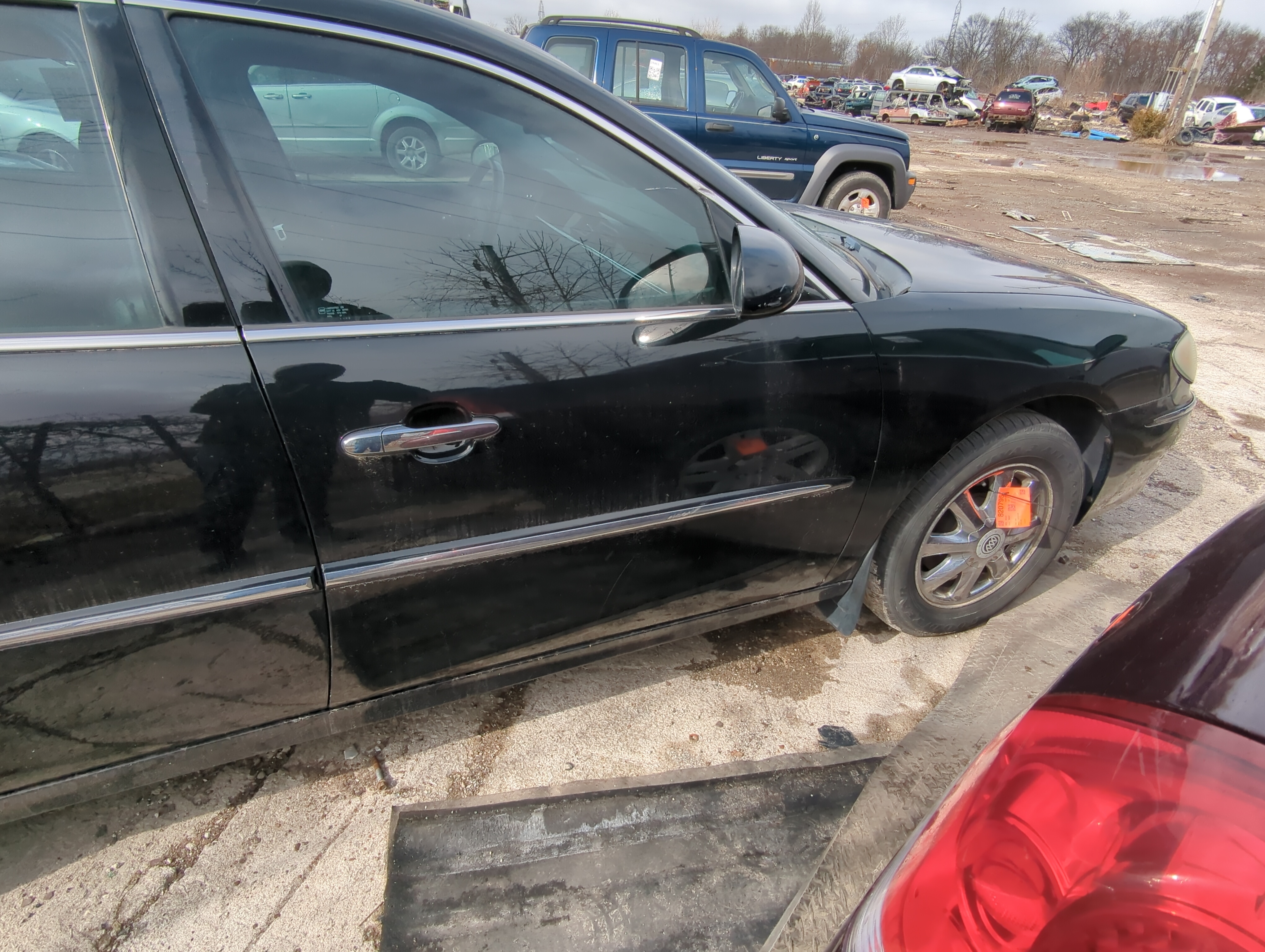 Picture of 2005-2009 Buick Lacrosse Passenger Front Door Oem 820898