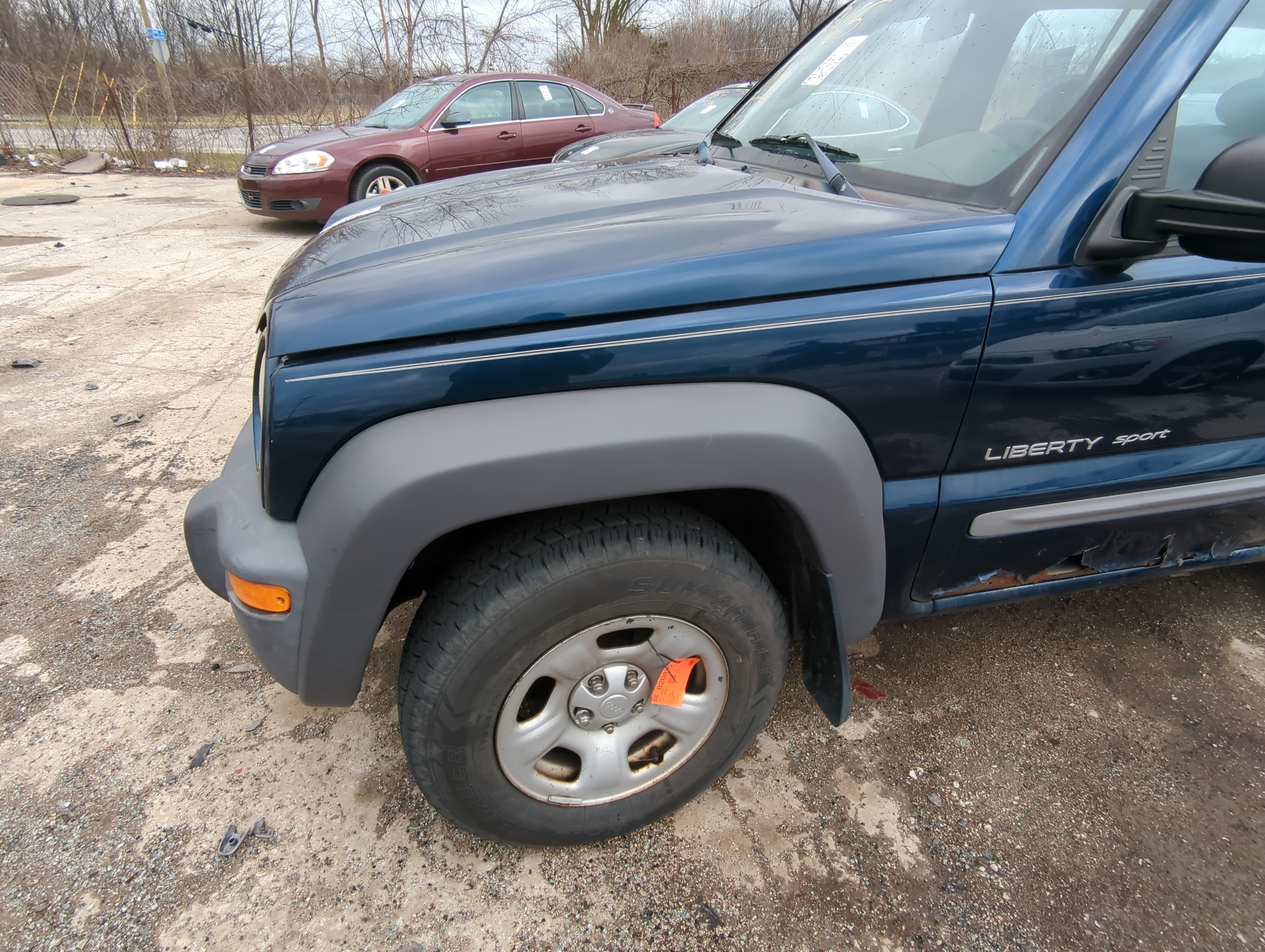 Picture of 2002-2004 Jeep Liberty Driver Fender 821689