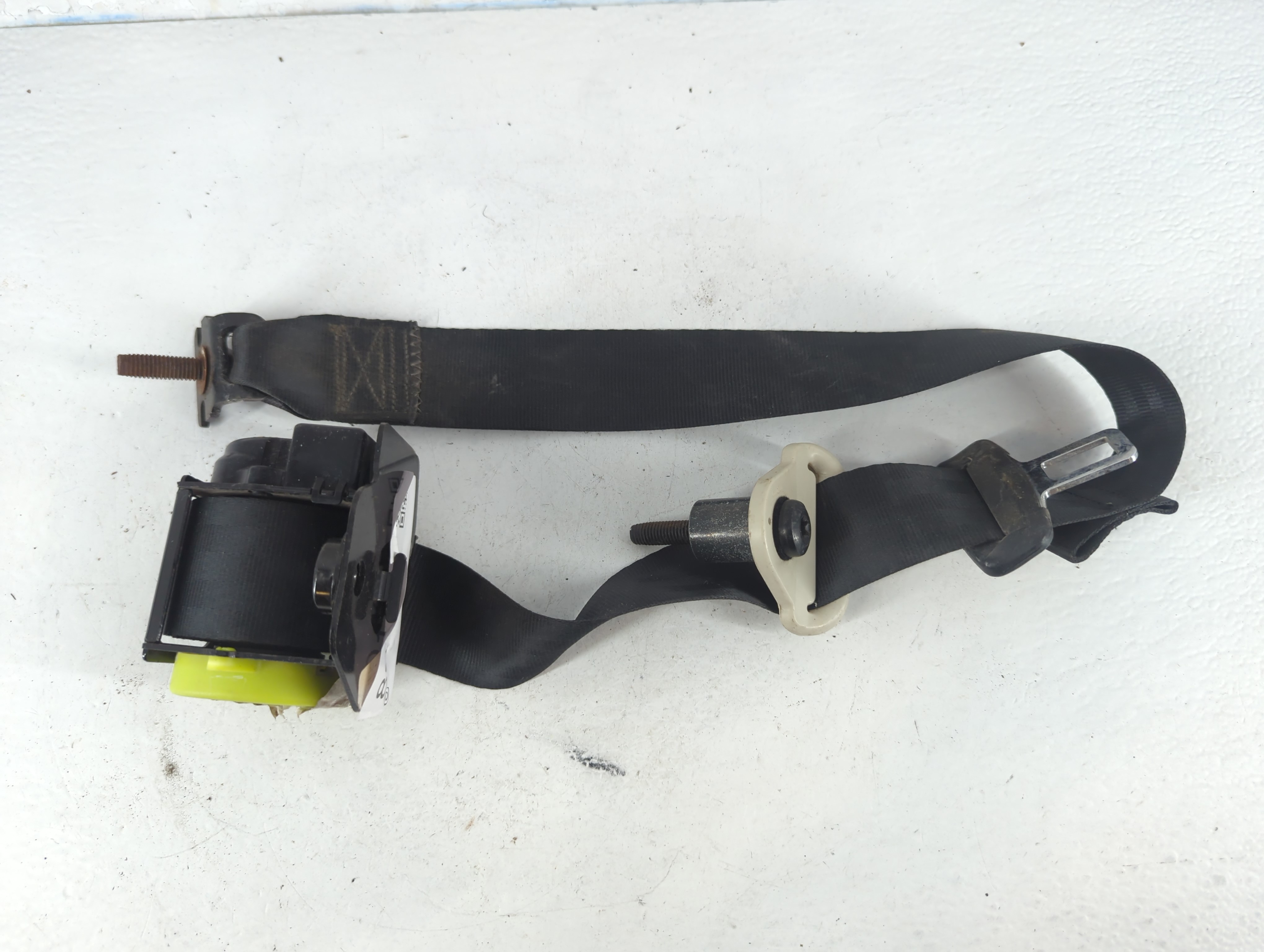 Picture of 2015-2020 Ford Edge Passenger Right Seat Belt Front Retractor 821730