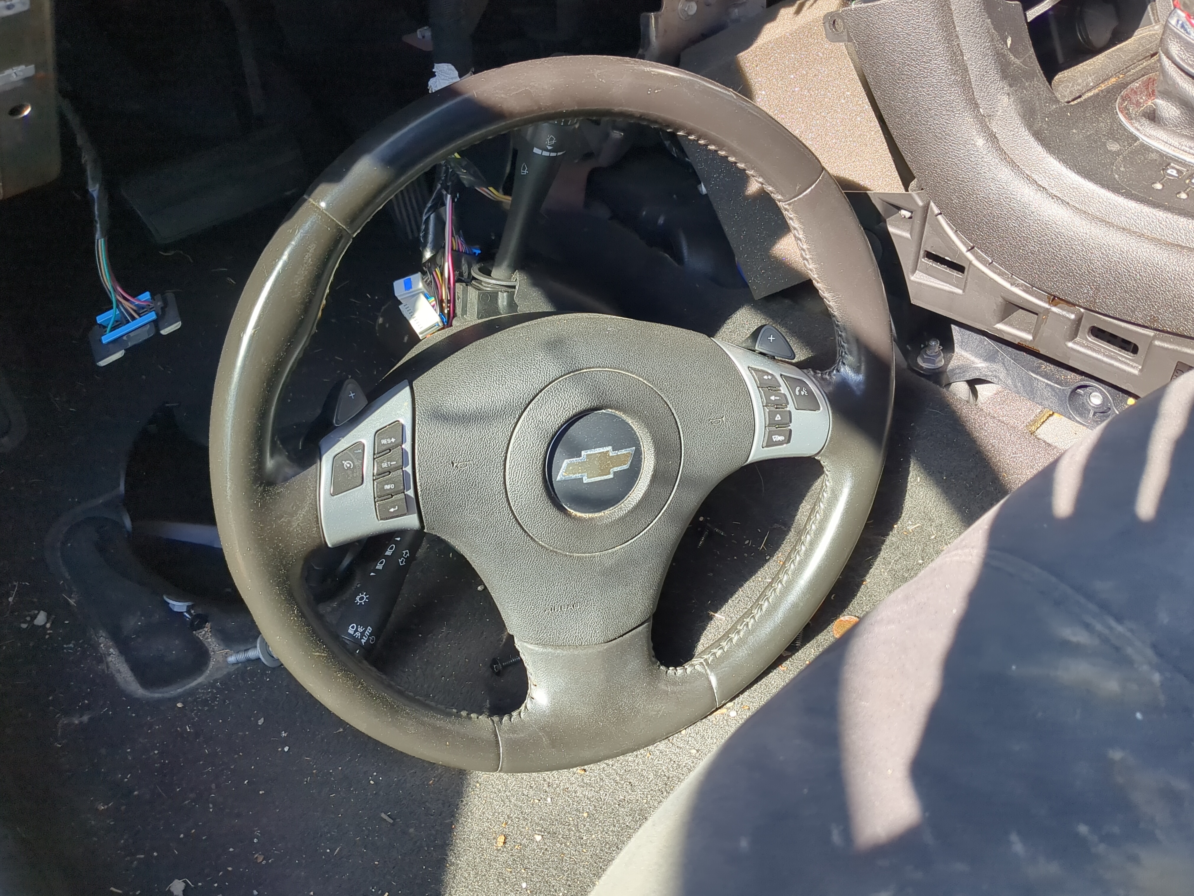 2008-2012 Chevrolet Malibu Air Bag Driver Left Steering Wheel Mounted 821755 - Oemusedautoparts1.com