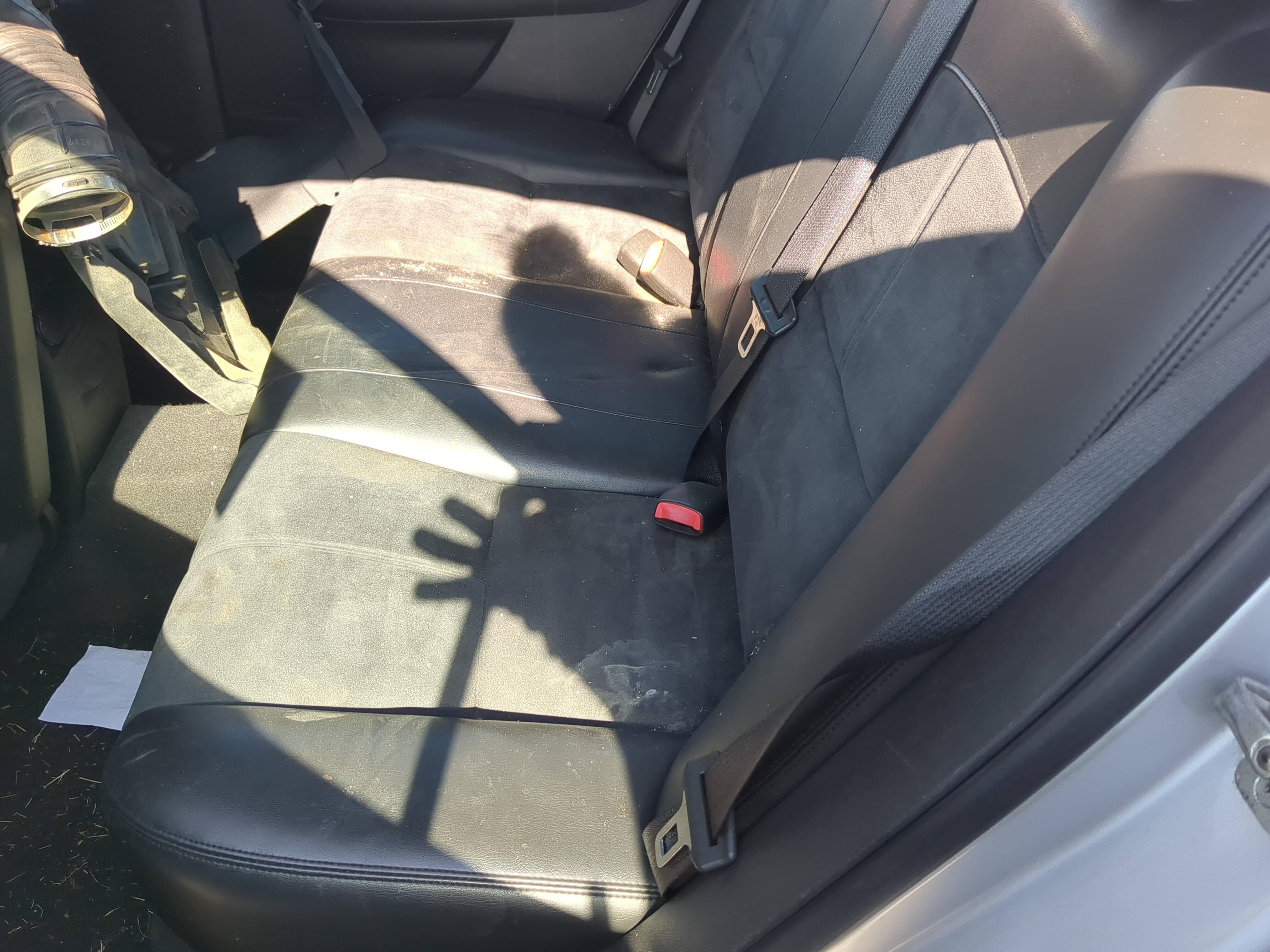 2009 Chevrolet Malibu Rear Seat Oem 821876 - Oemusedautoparts1.com