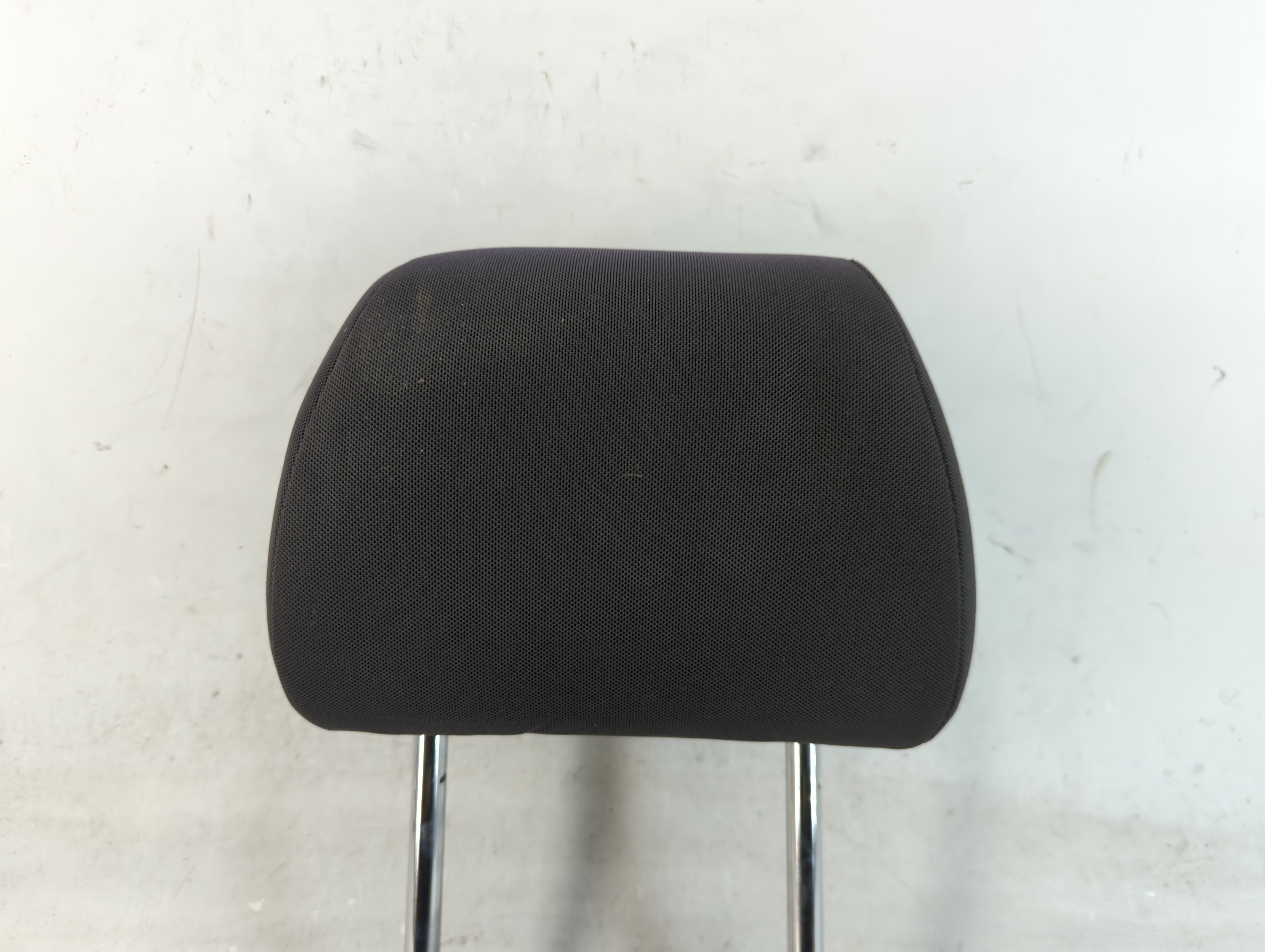 2012-2016 Chevrolet Cruze Headrest Head Rest Rear Seat Black 821956 - Oemusedautoparts1.com