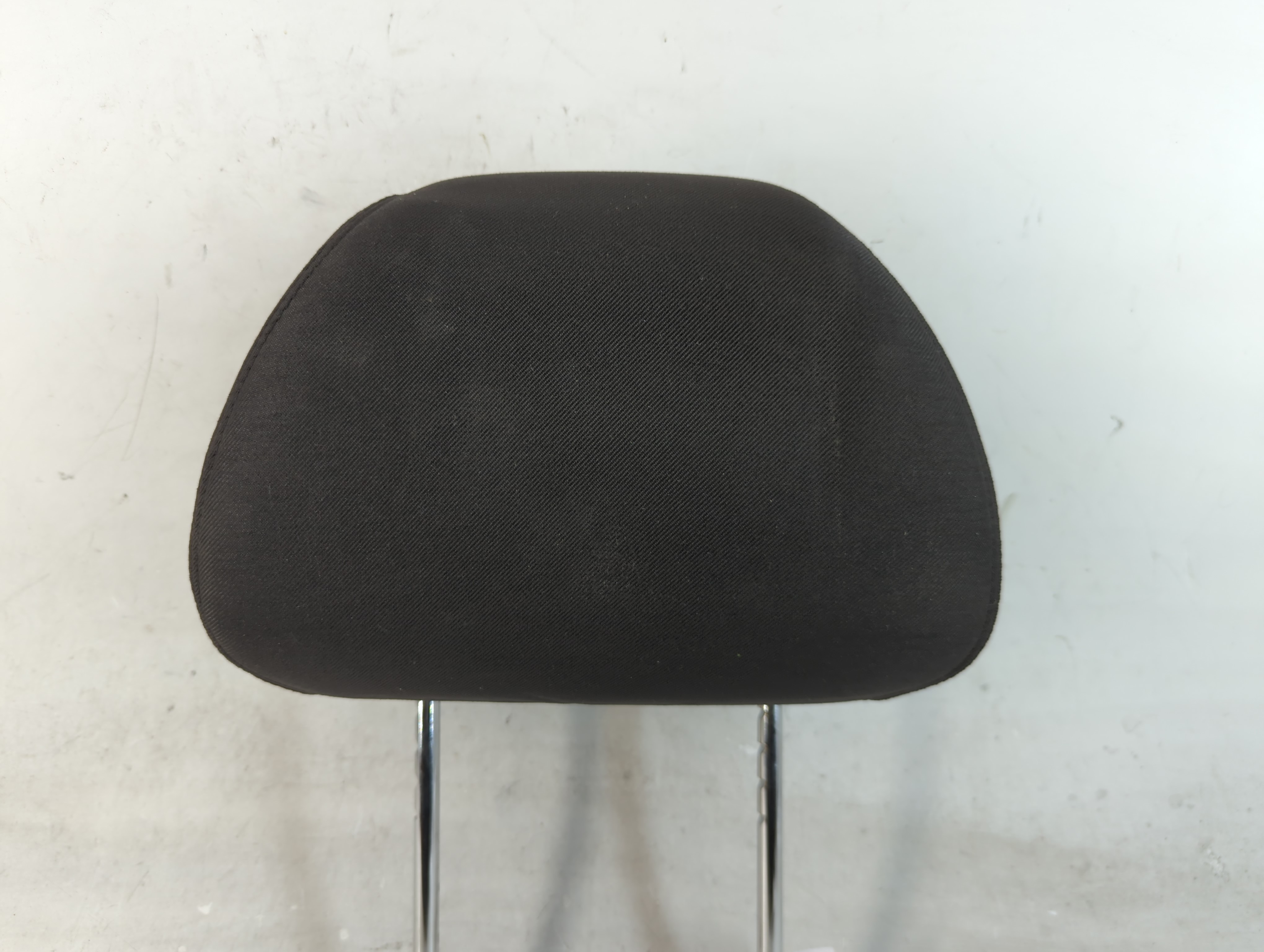 2010-2010 Chevrolet Malibu Headrest Head Rest Front Driver Passenger Seat 821957 - Oemusedautoparts1.com