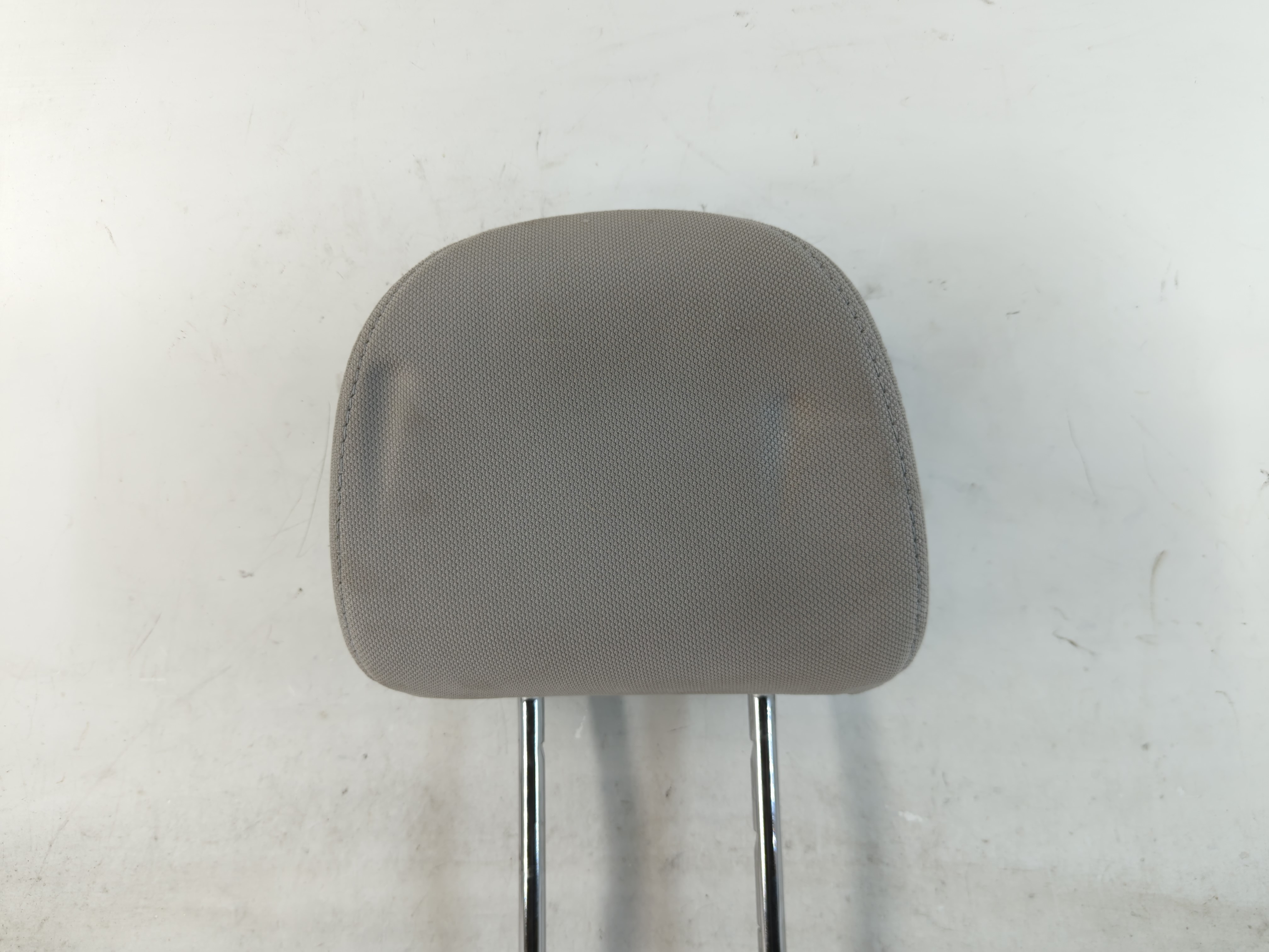 2015 Subaru Forester Headrest Head Rest Front Driver Passenger Seat Grey 821958 - Oemusedautoparts1.com