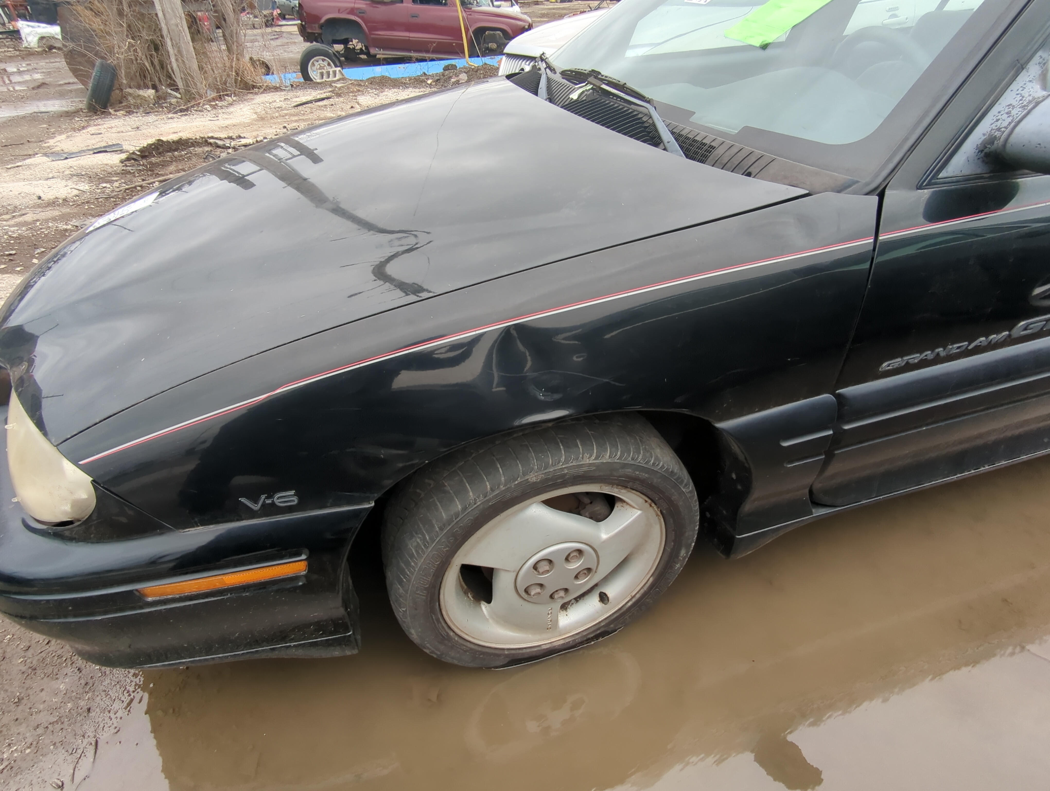 Picture of 1996-1998 Pontiac Grand Am Driver Fender 822049