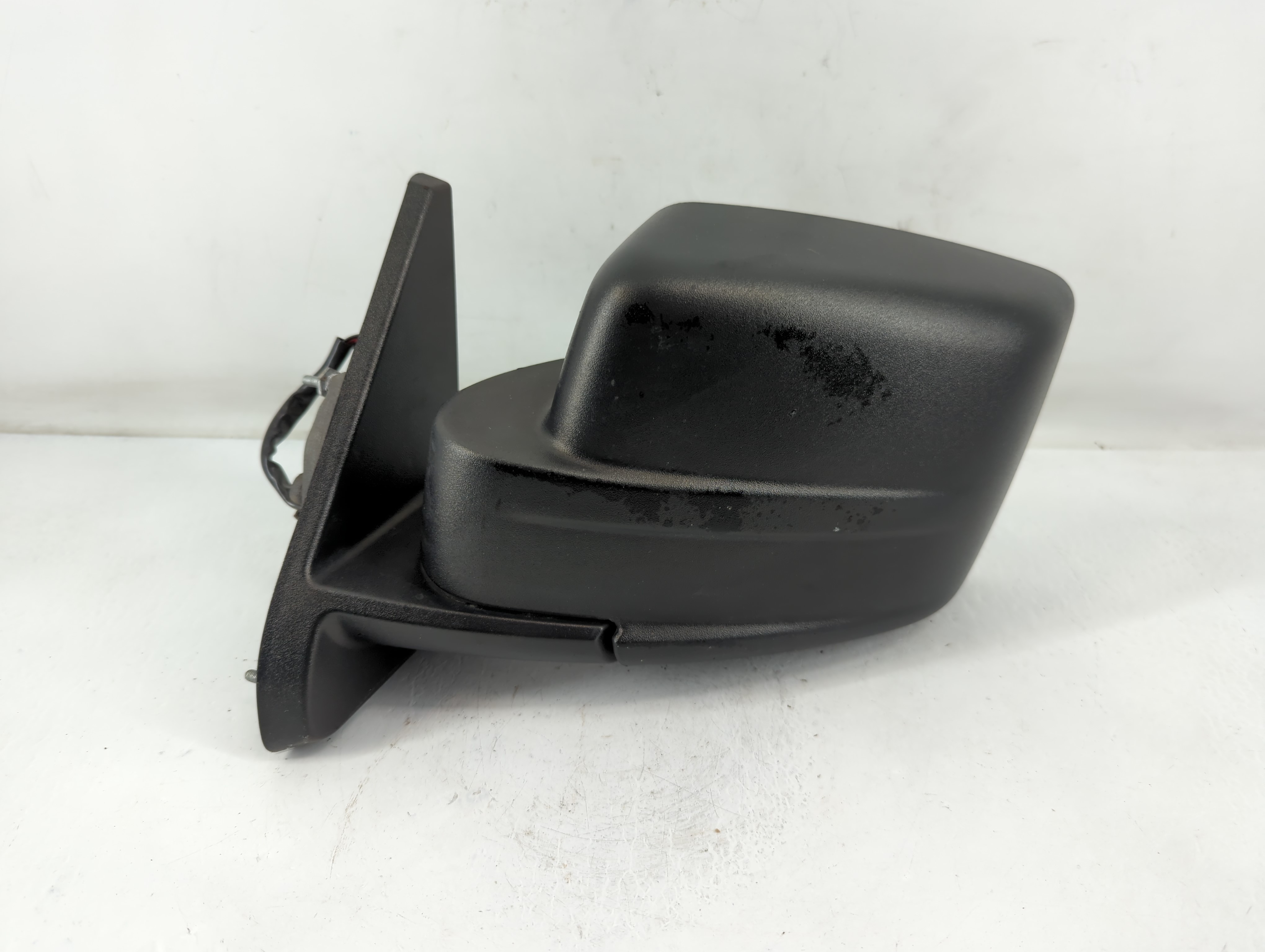 2007-2012 Jeep Patriot Driver Left Side View Power Door Mirror Black 822172 - Oemusedautoparts1.com