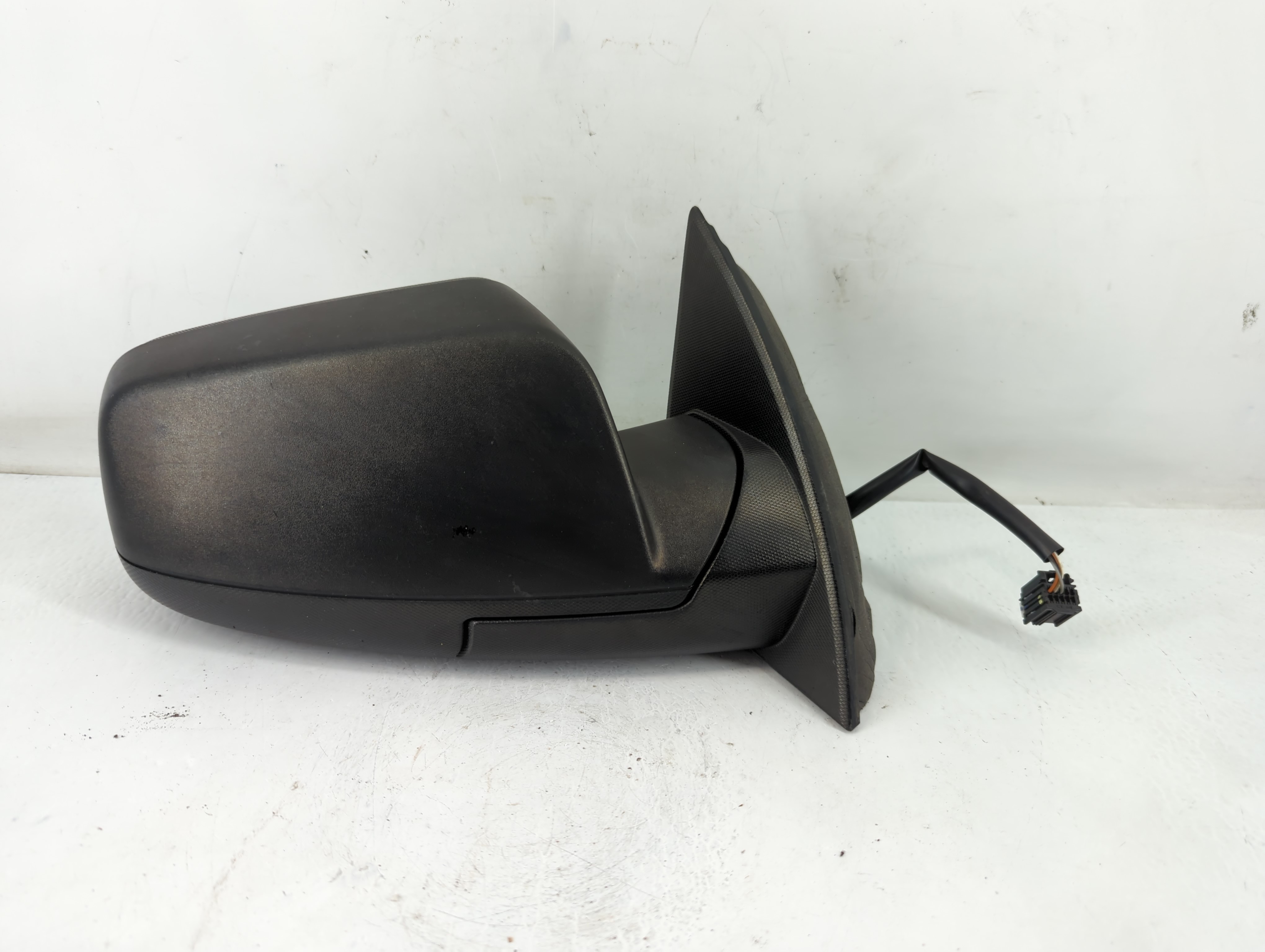 2012-2014 Chevrolet Equinox Passenger Right Side View Power Door Mirror 822173 - Oemusedautoparts1.com