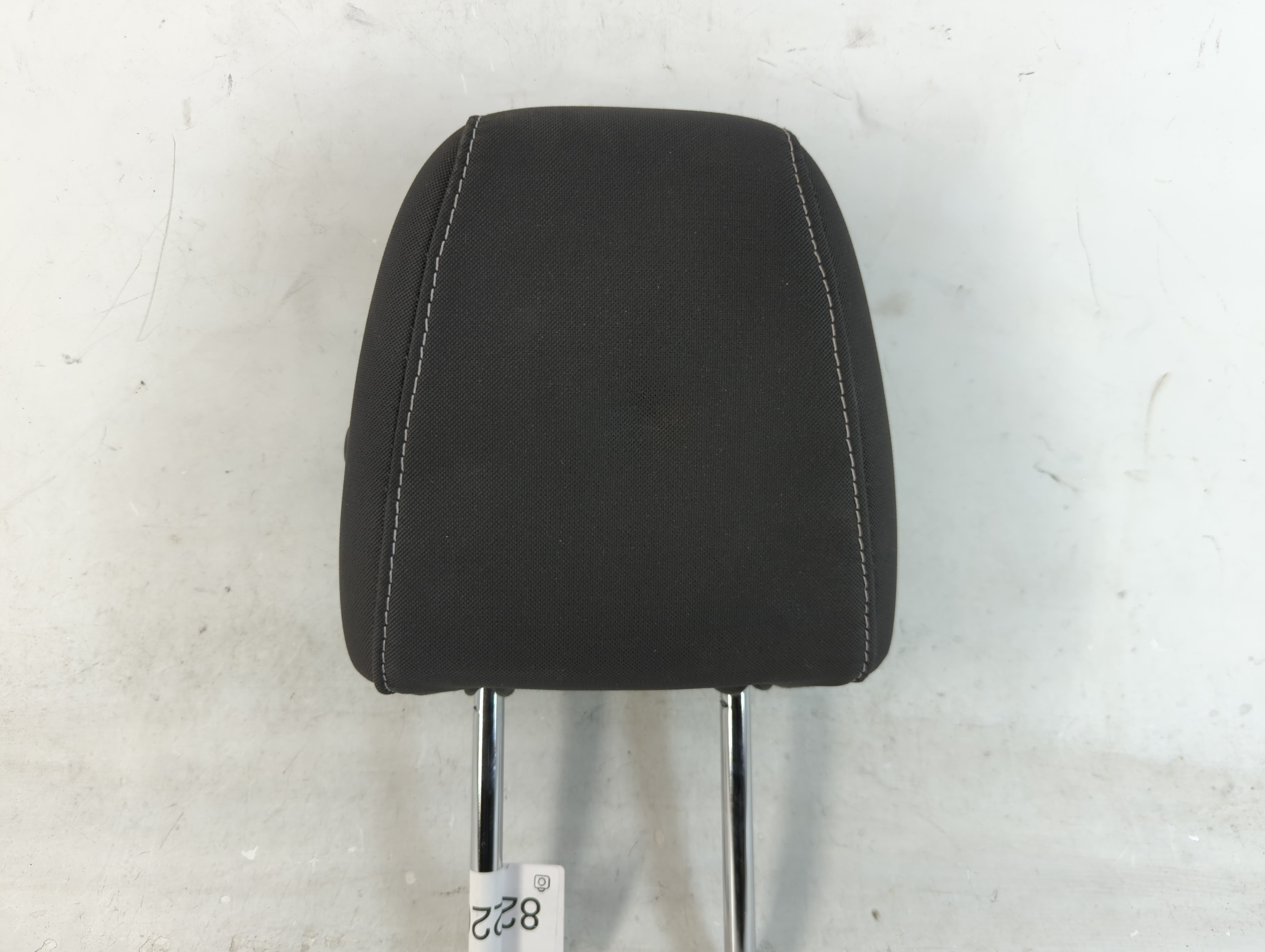 2014-2015 Ford Escape Headrest Head Rest Rear Seat Black 822205 - Oemusedautoparts1.com