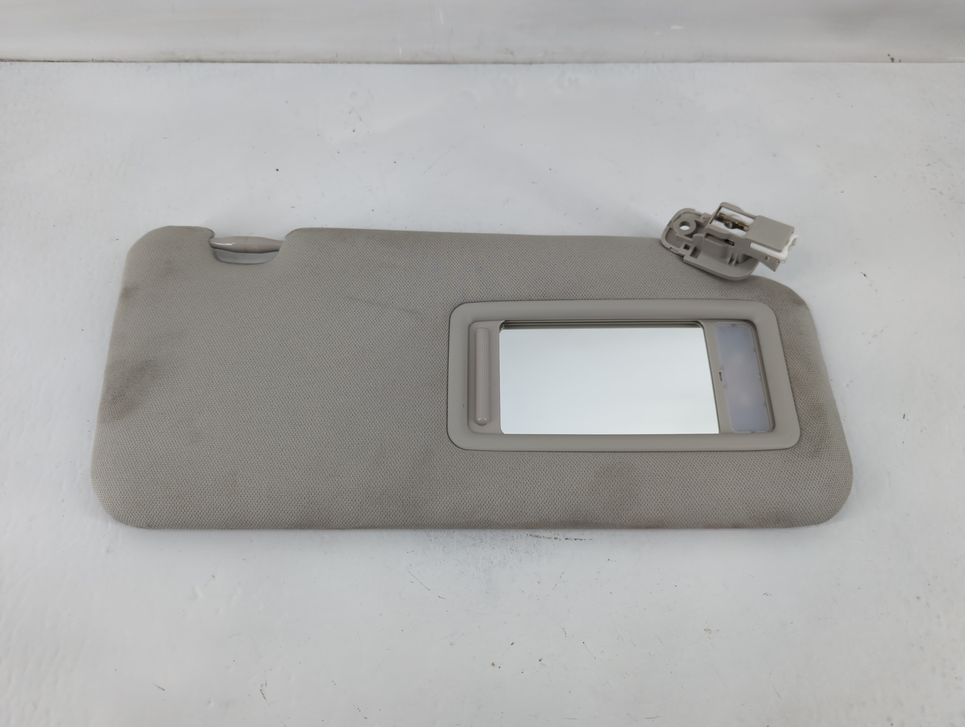 Picture of 2021-2022 Mazda Cx-5 Passenger Sun Visor Mirror Right Sunvisor Grey 822261