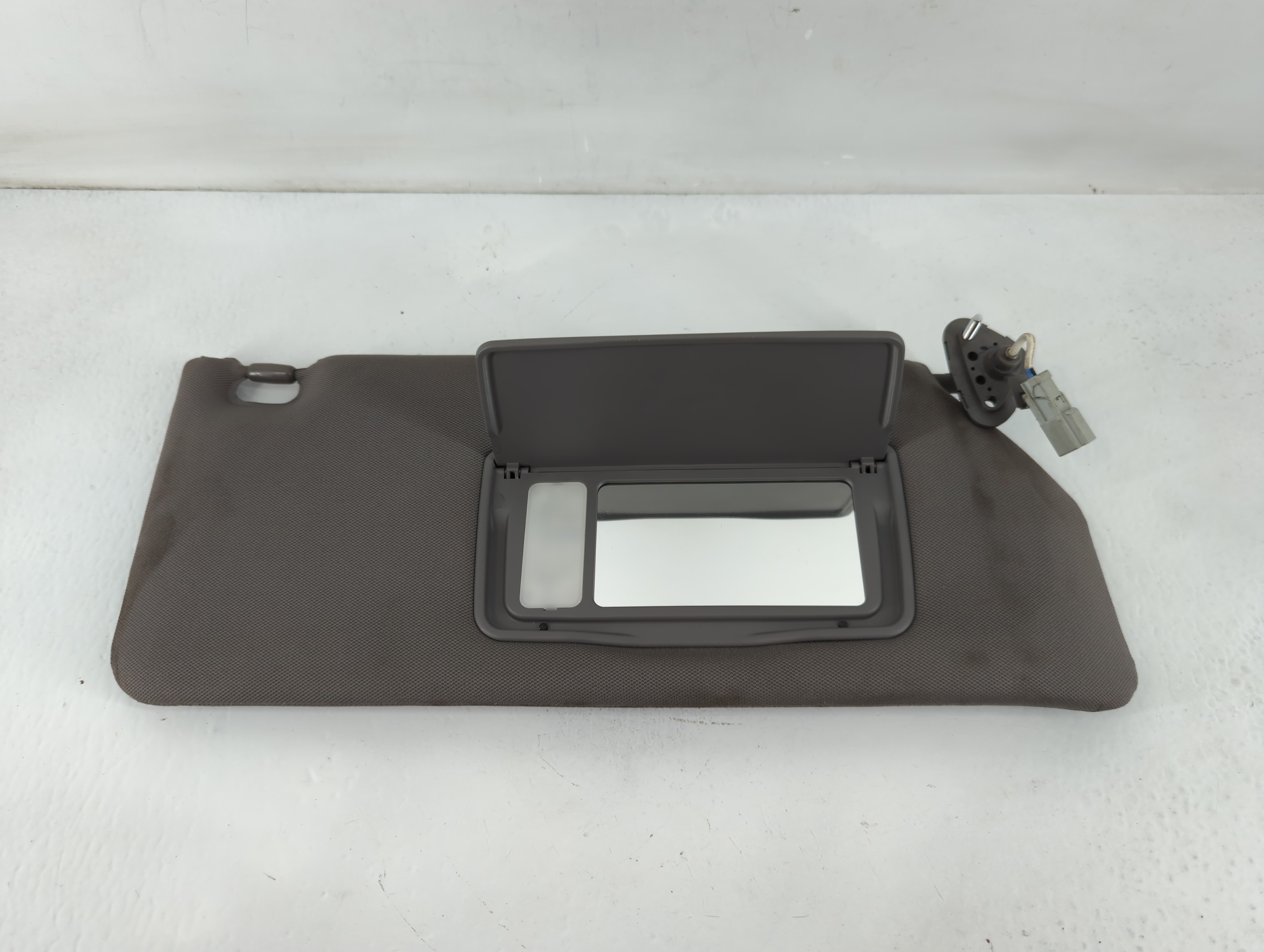 2006-2010 Honda Odyssey Passenger Sun Visor Mirror Right Sunvisor 822265 - Oemusedautoparts1.com