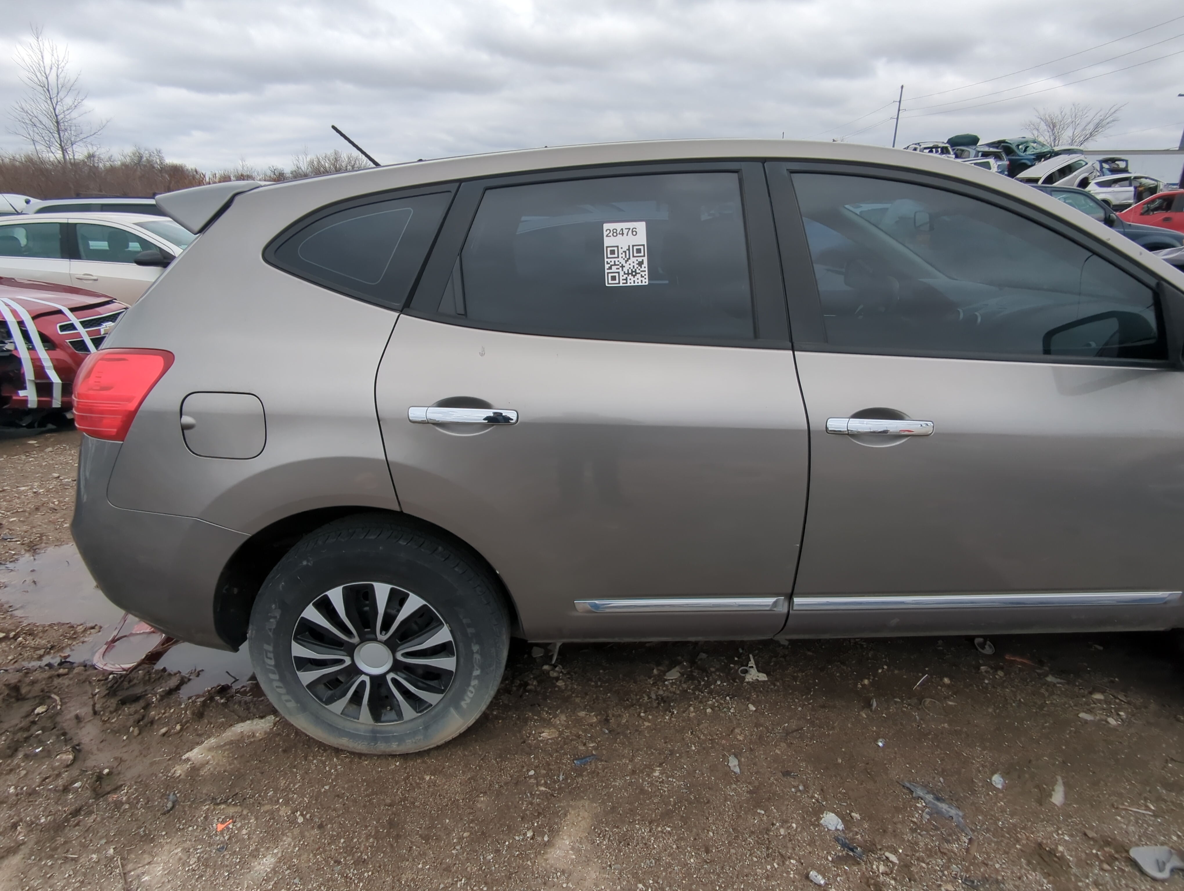 Picture of 2011-2015 Nissan Rogue Passenger Rear Door Window Oem 822445