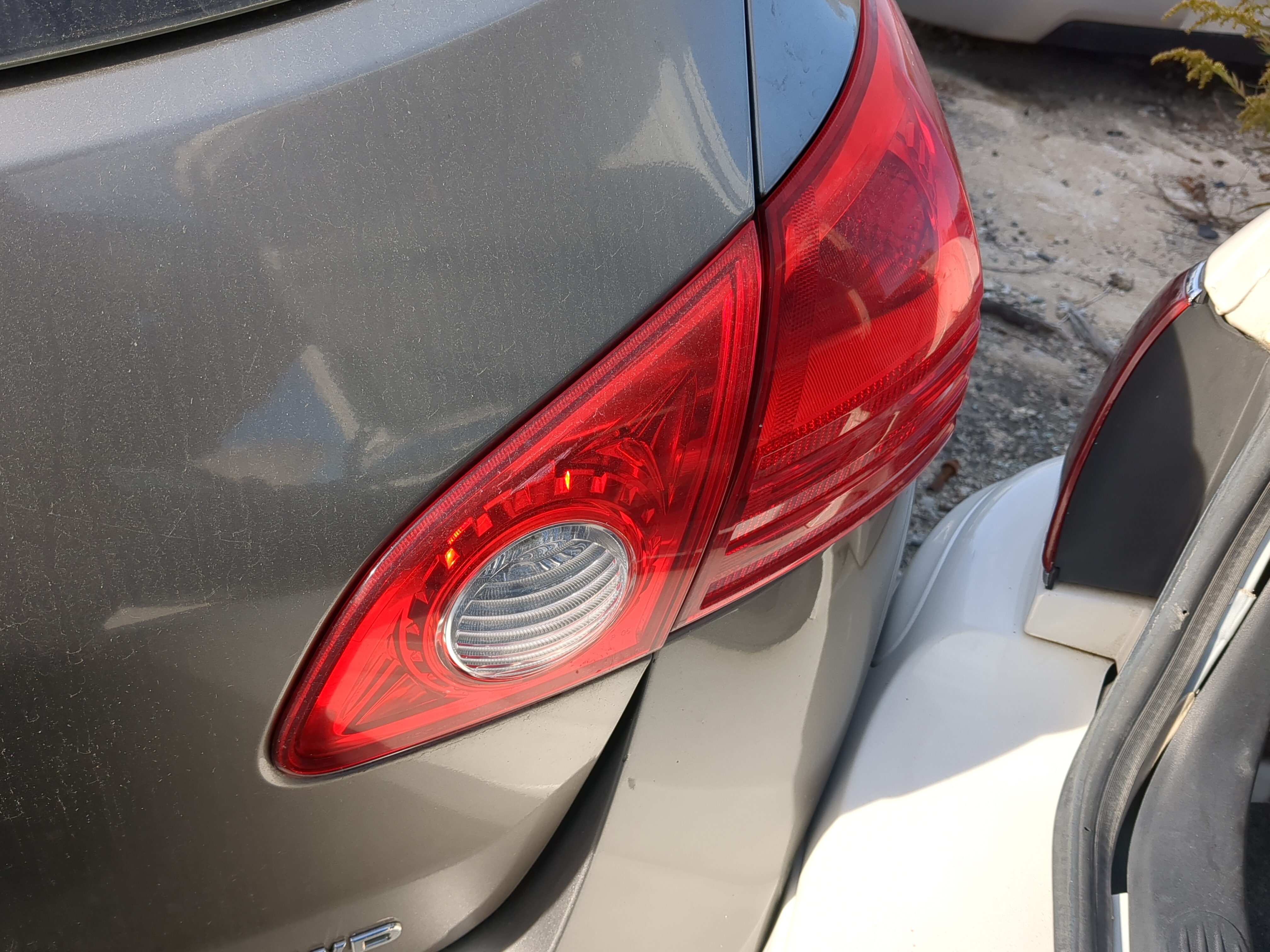 Picture of Tail Lights 2012 NISSAN ROGUE