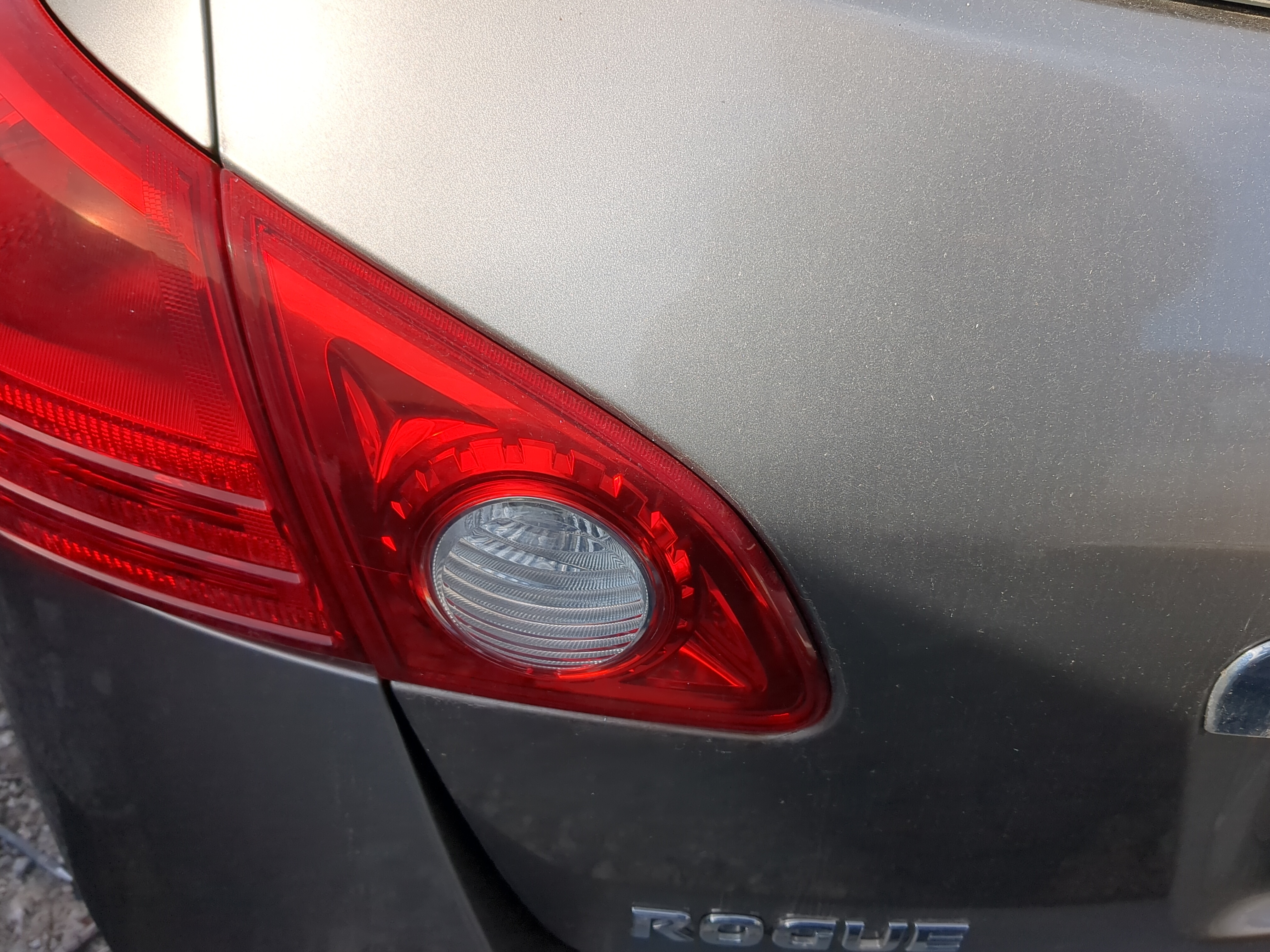 Picture of 2009 Nissan Rogue Driver Left Side Tail Light Taillight Deck Lid Mounted 822462