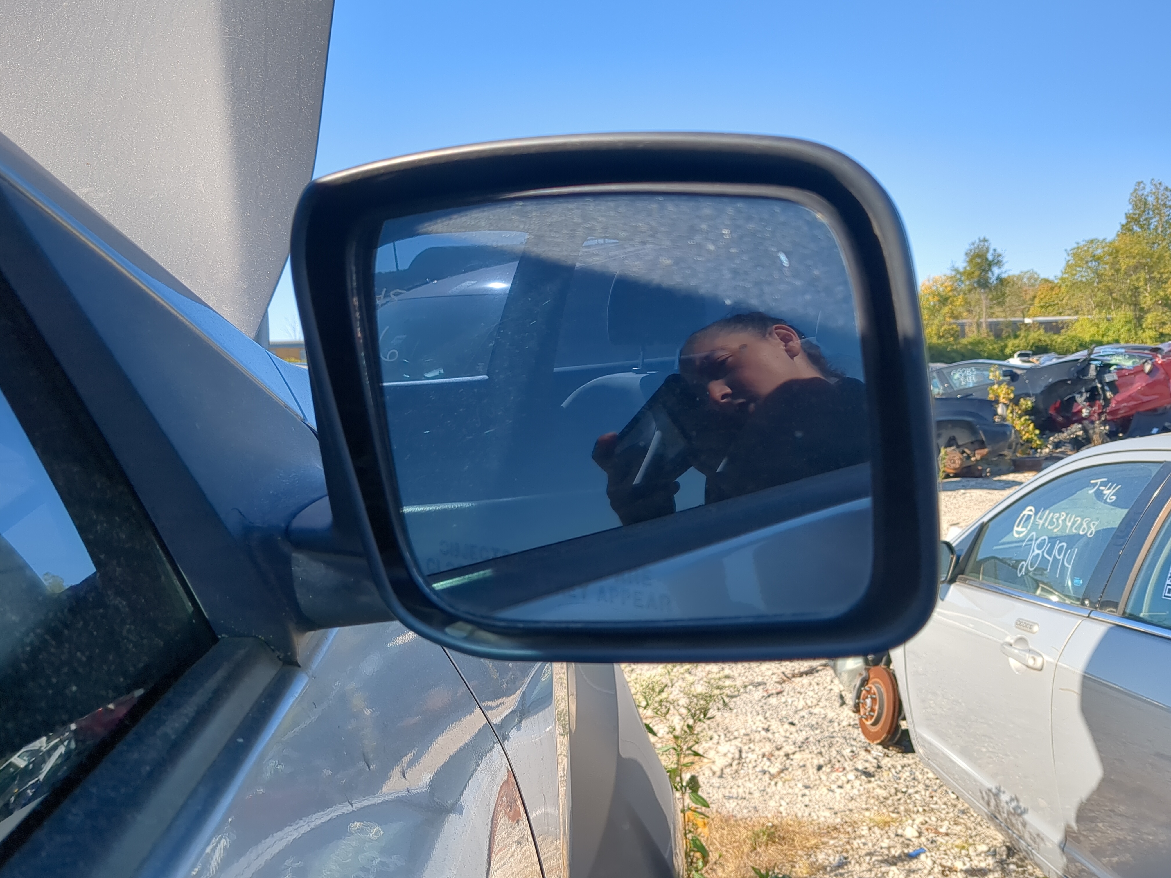 2008-2015 Nissan Rogue Passenger Right Side View Power Door Mirror 822485 - Oemusedautoparts1.com