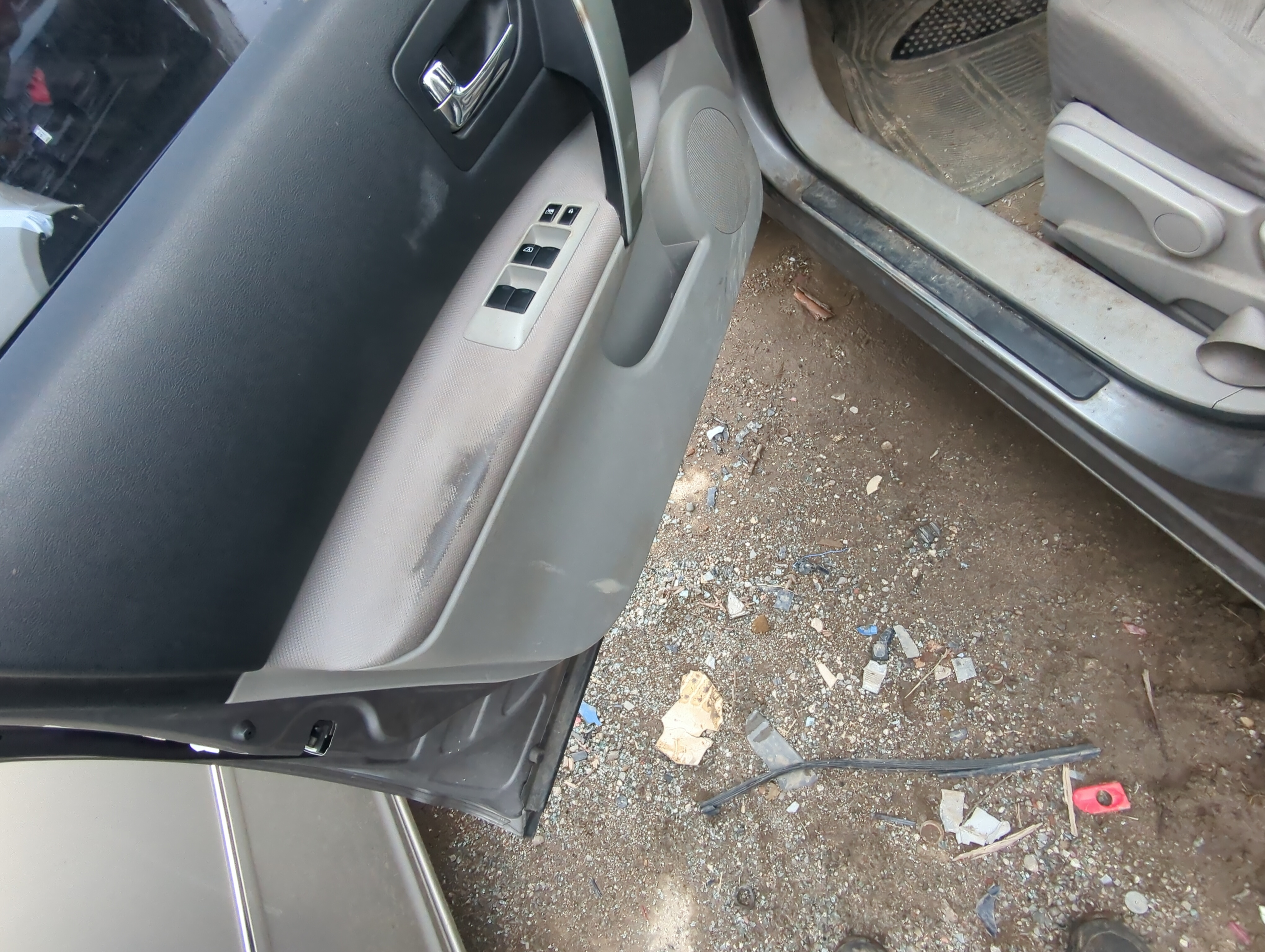 Picture of 2012 Nissan Rogue Front Left Driver Interior Door Panel Trim 822501