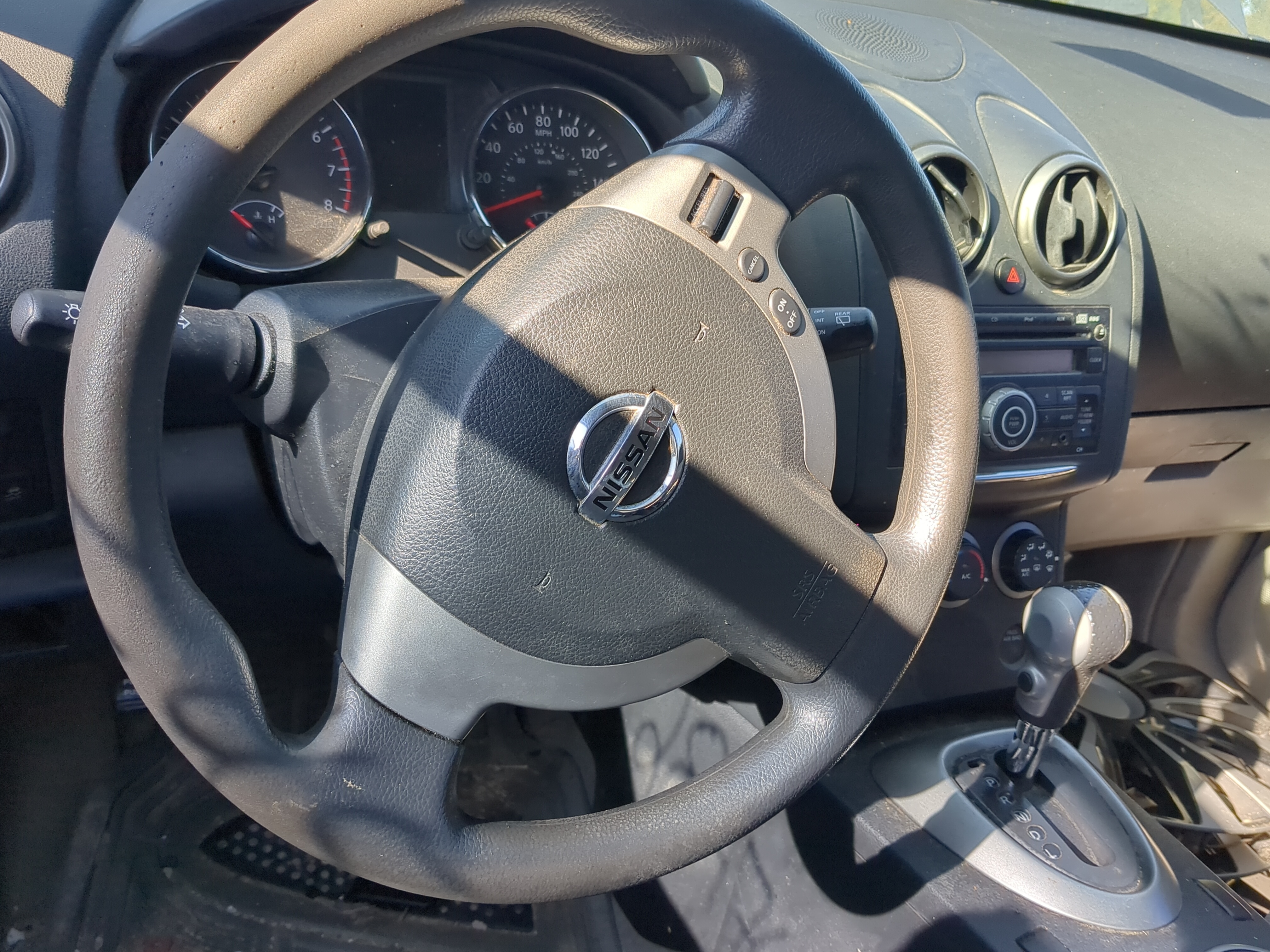 2010-2012 Nissan Rogue Air Bag Driver Left Steering Wheel Mounted 822523 - Oemusedautoparts1.com
