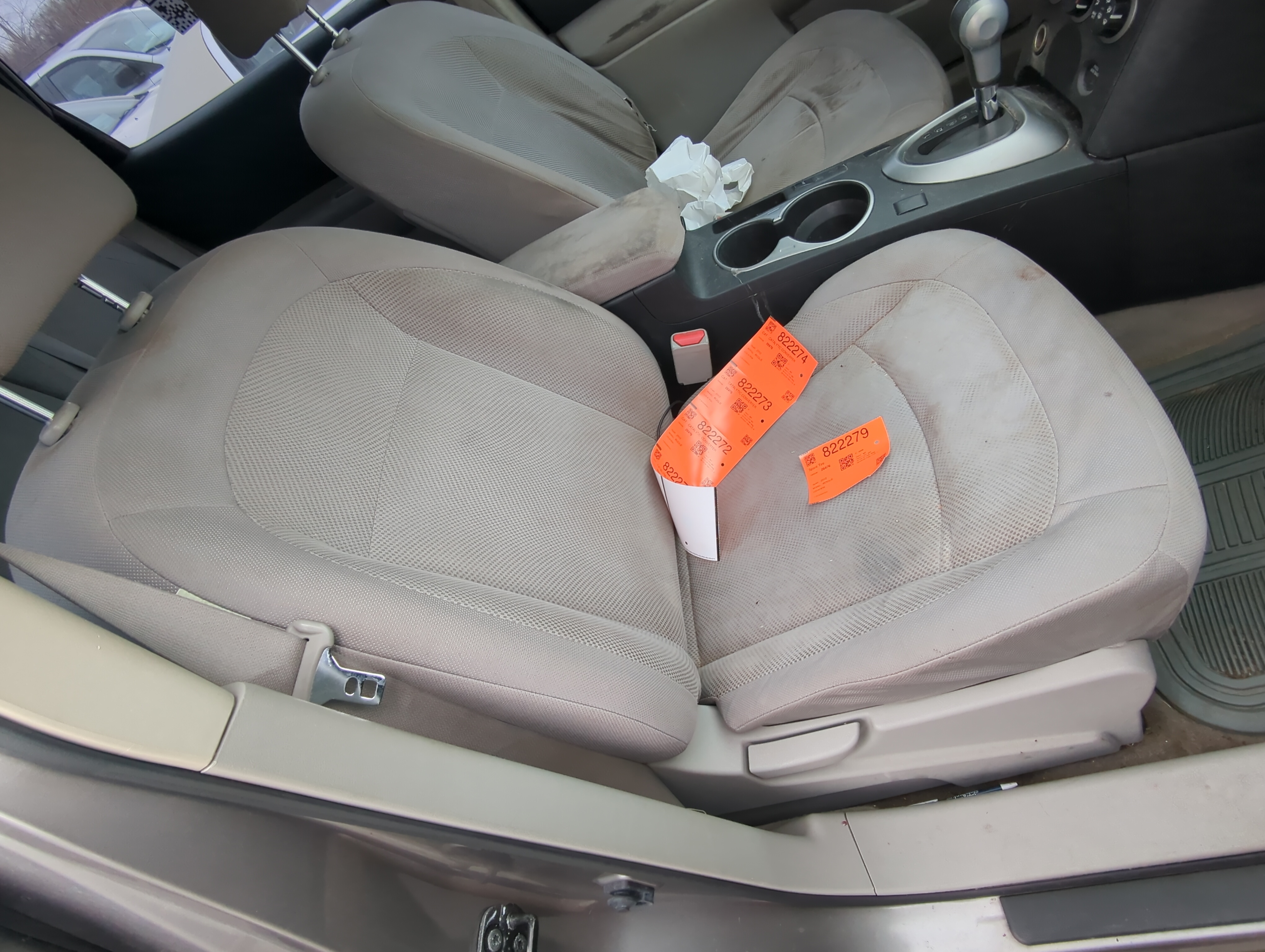 Picture of 2011-2013 Nissan Rogue Passenger Front Seat Oem 822543