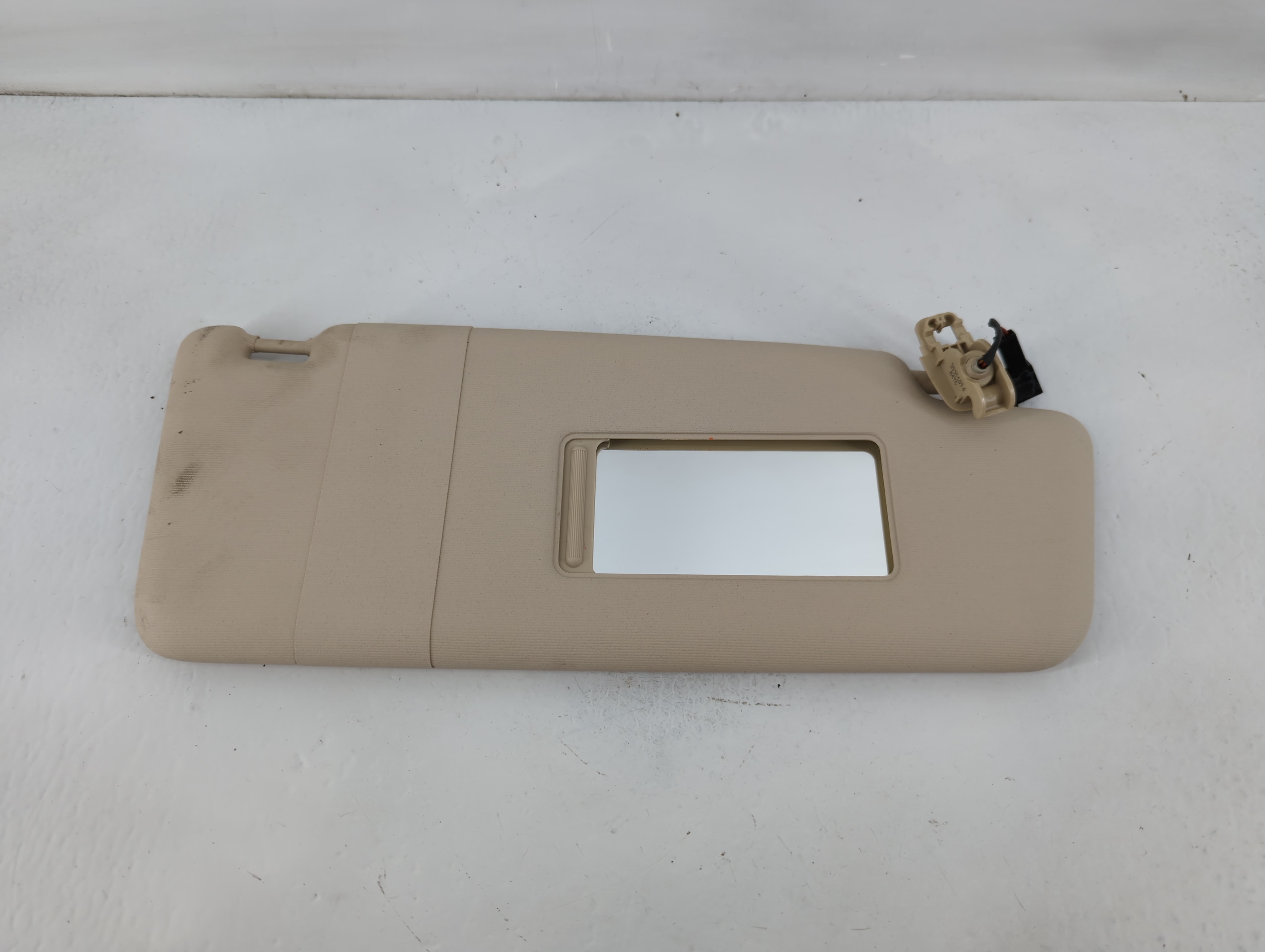 Picture of 2012-2020 Volkswagen Passat Passenger Sun Visor Mirror Right Sunvisor Tan 822562