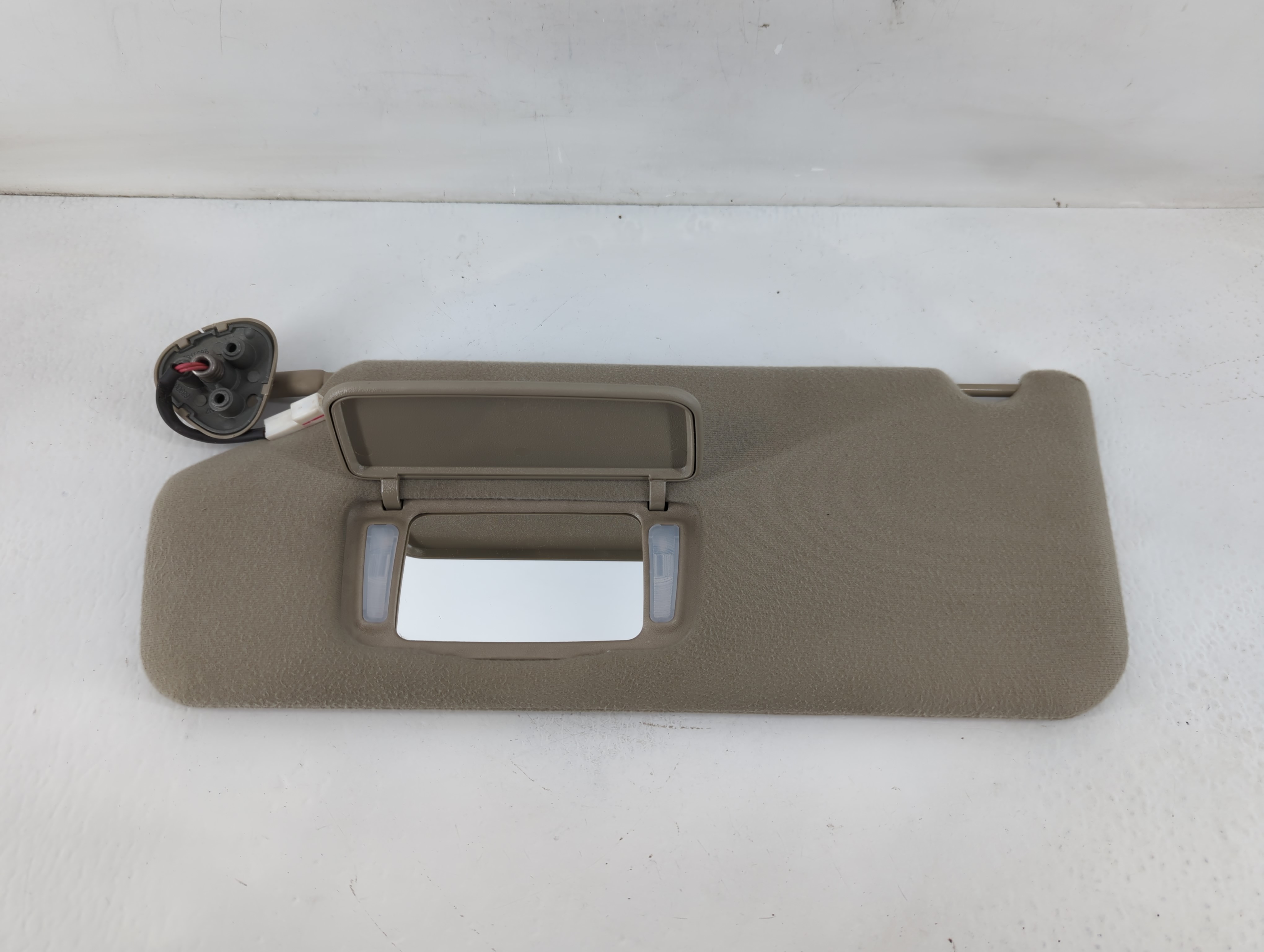 2011-2014 Toyota Sienna Driver Sun Visor Mirror Left Sunvisor Grey 822747 - Oemusedautoparts1.com