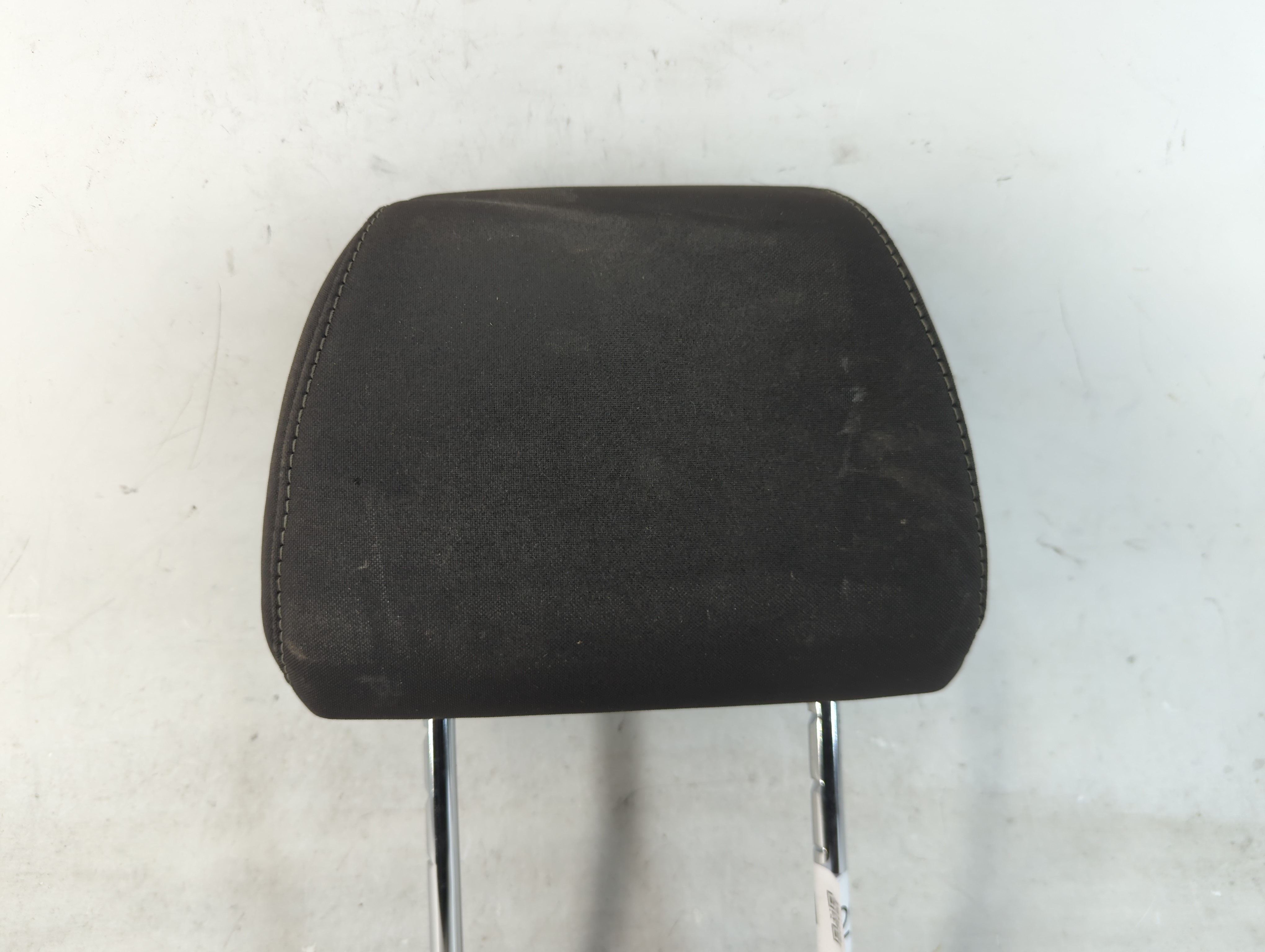 2015-2018 Ford Focus Headrest Head Rest Front Driver Passenger Seat Black 822931 - Oemusedautoparts1.com