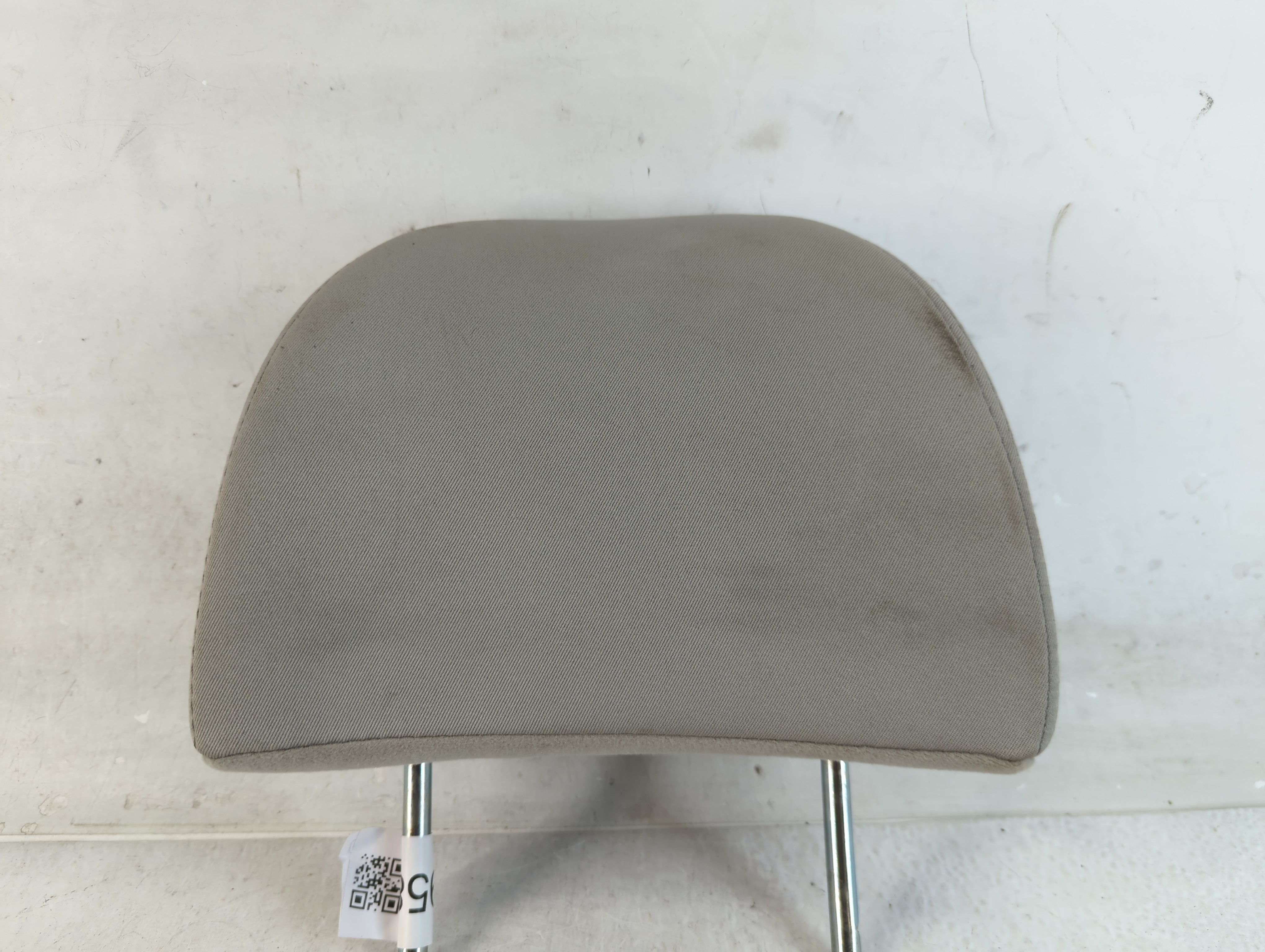2013 Subaru Forester Headrest Head Rest Front Driver Passenger Seat Grey 822958 - Oemusedautoparts1.com