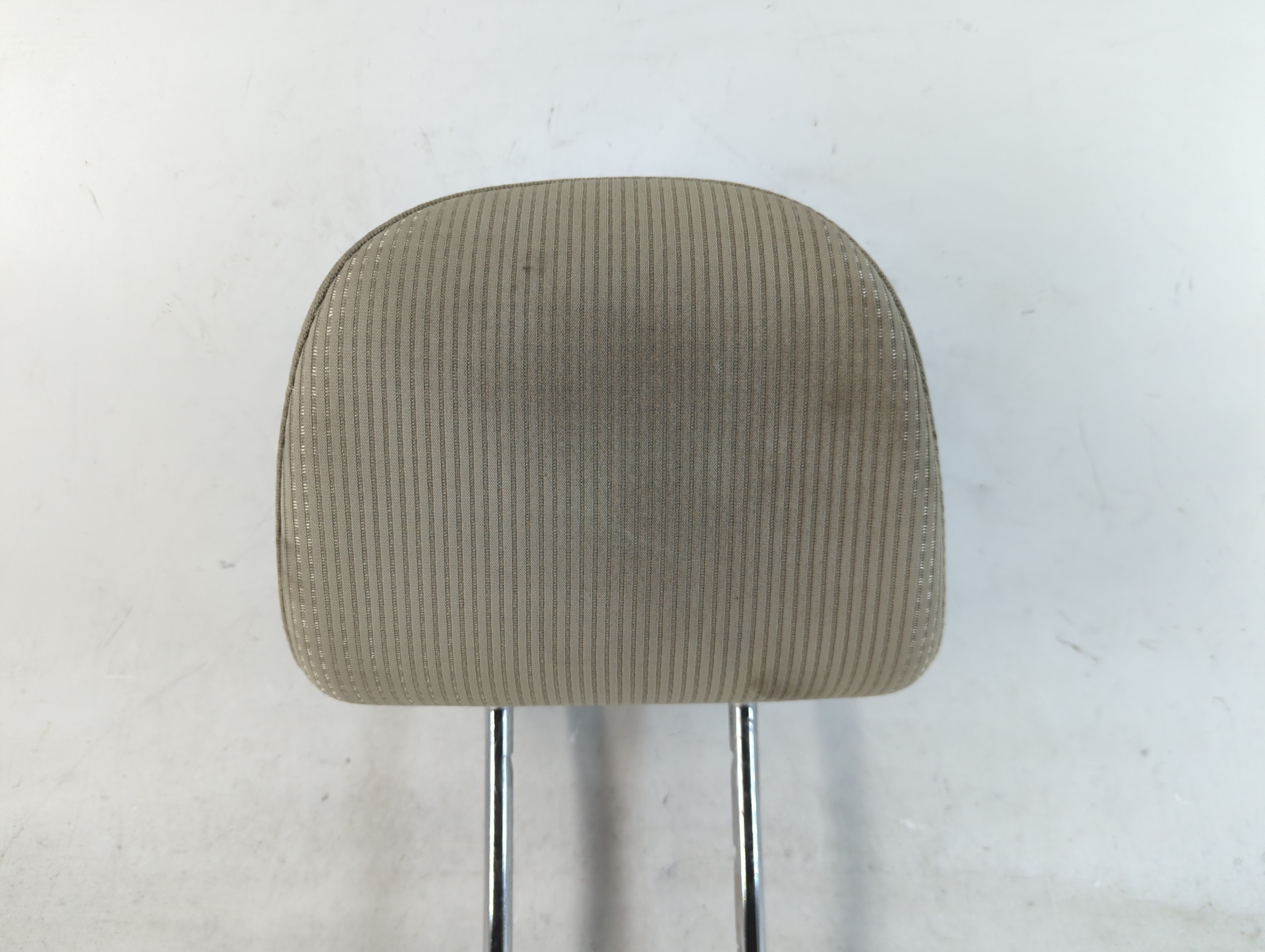 2014 Subaru Impreza Headrest Head Rest Front Driver Passenger Seat Beige 823060 - Oemusedautoparts1.com