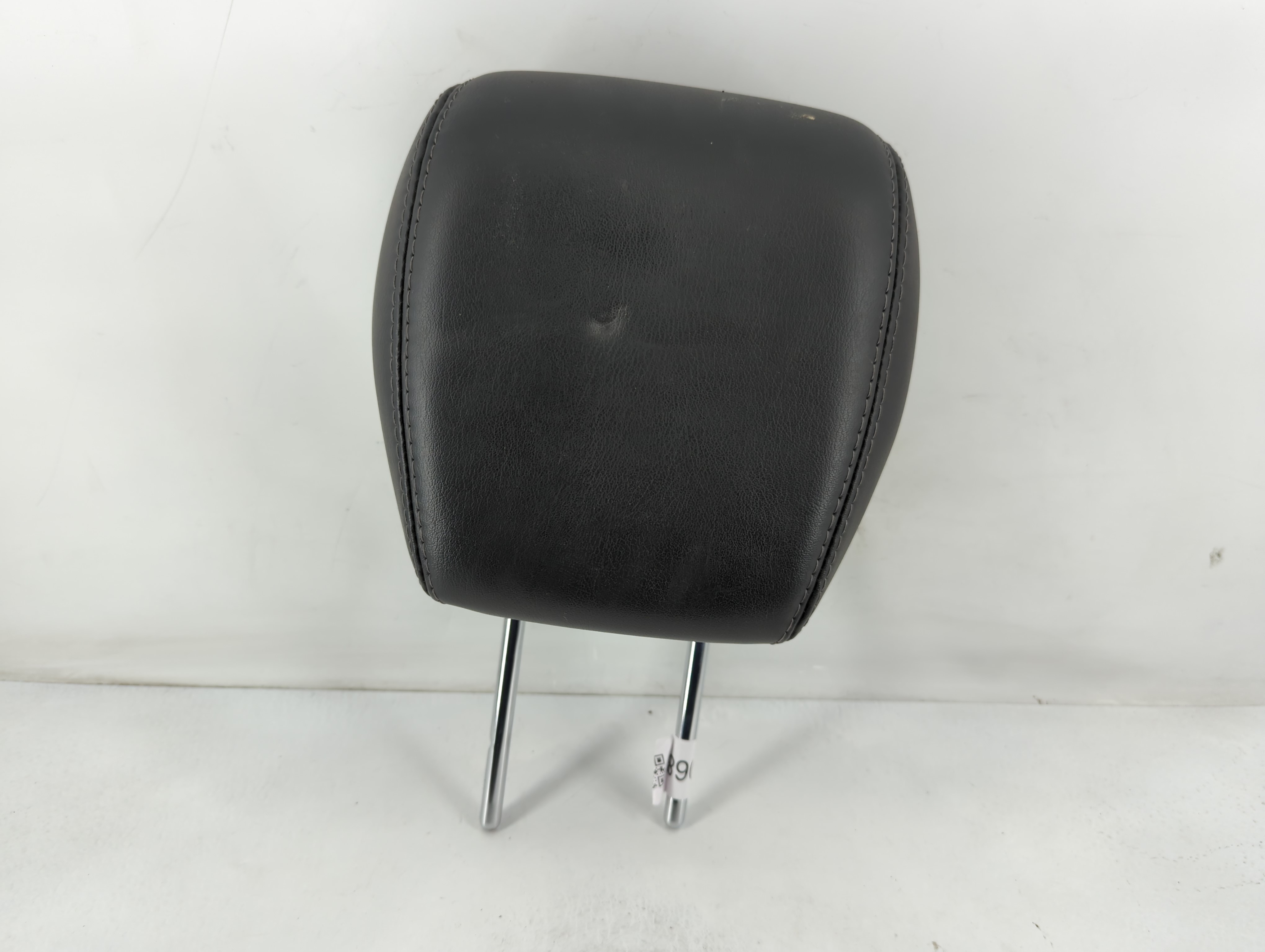2017 Chevrolet Traverse Headrest Head Rest Front Driver Passenger Seat 823068 - Oemusedautoparts1.com
